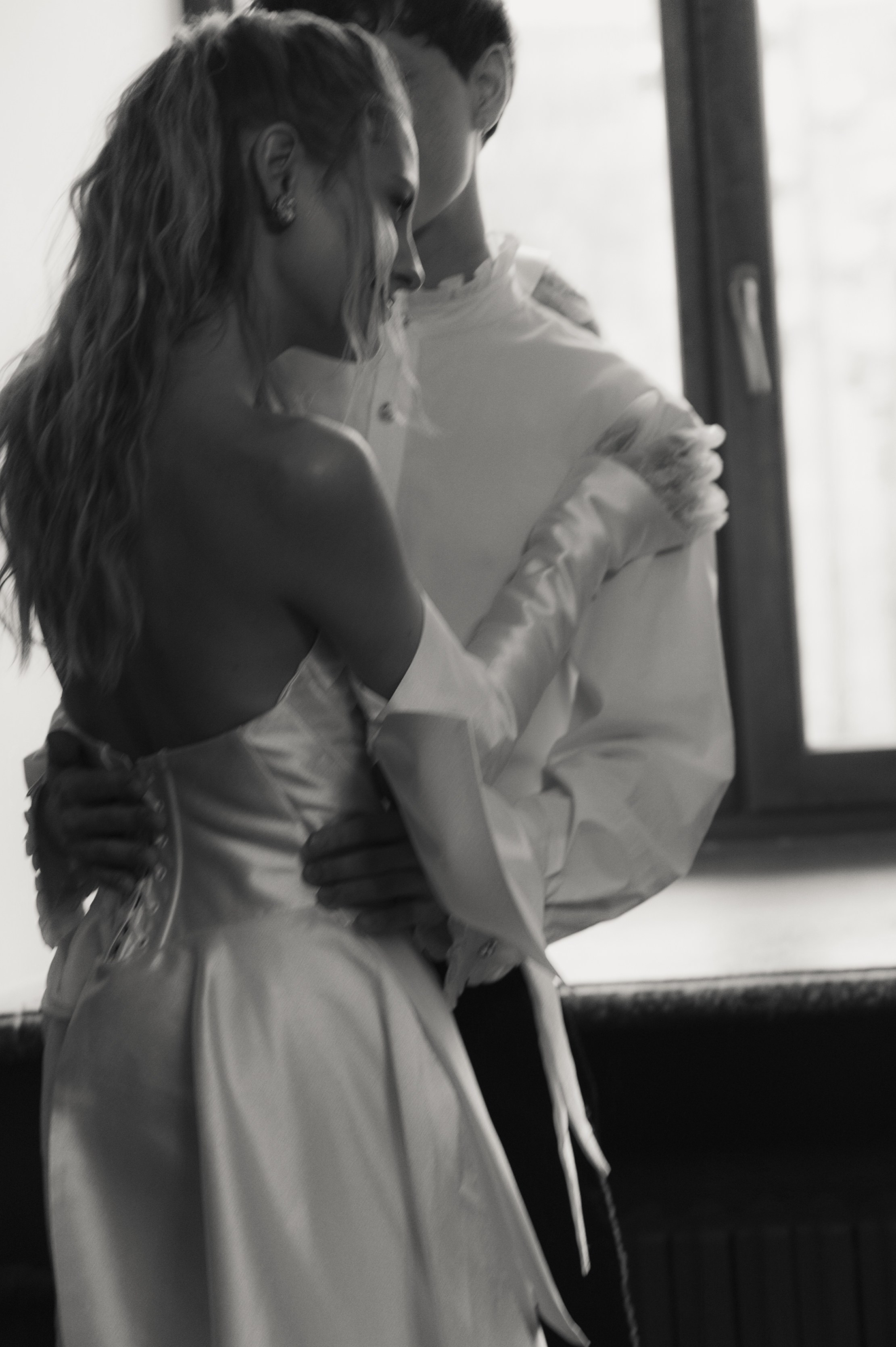 Свадебная съемка в исторической квартире на Чистых прудах. Ярослава Ерина — свадебный фотограф в Москве