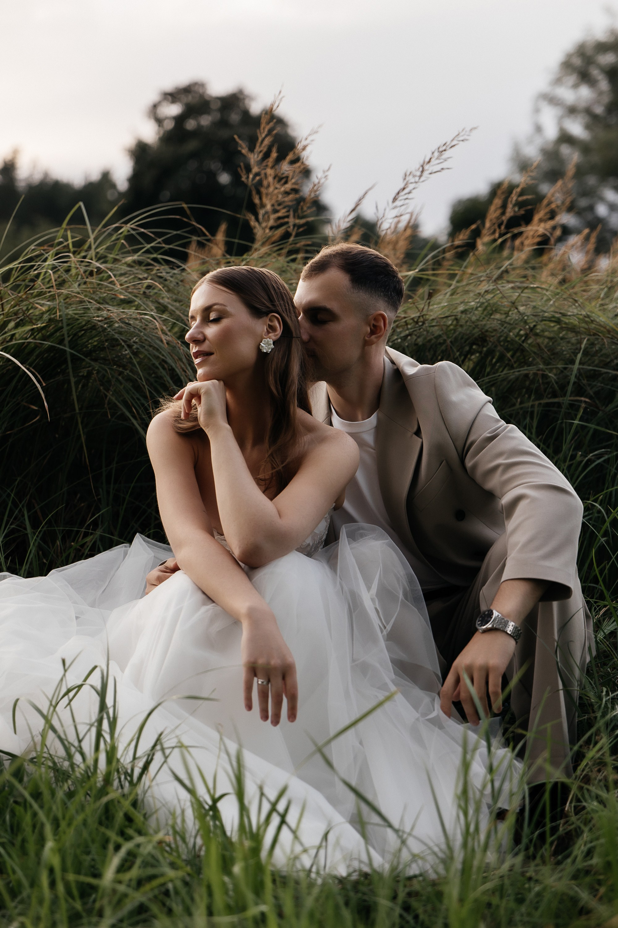 Свадьбная фотосессия в деревенской атмосфере. Свадебный и семейный фотограф Виолетта Сидельникова. Краснодар, Россия, Беларусь, Европа
