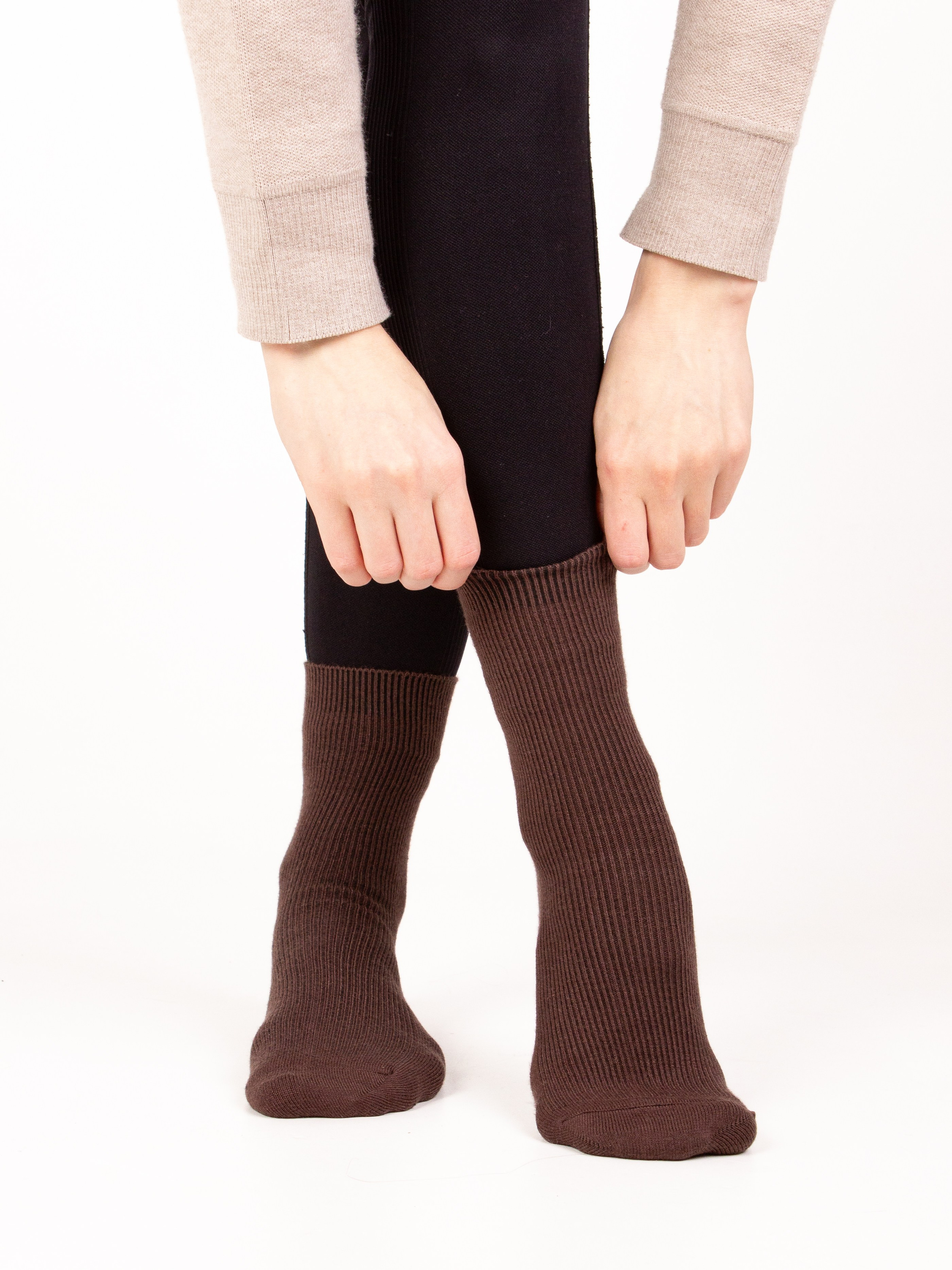 Обувь // Носки. DEWA | фотостудия для маркетплейсов