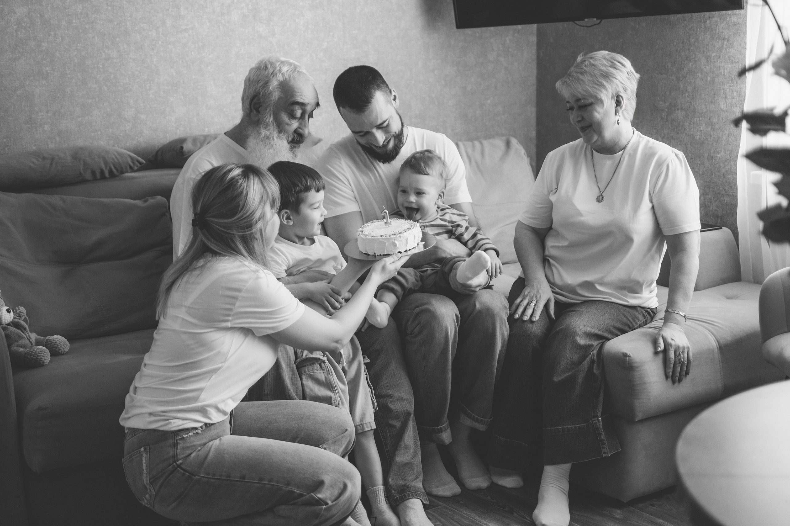 Годовасие в кругу семьи. Семейный и свадебный фотограф Губкинский и Ставрополь