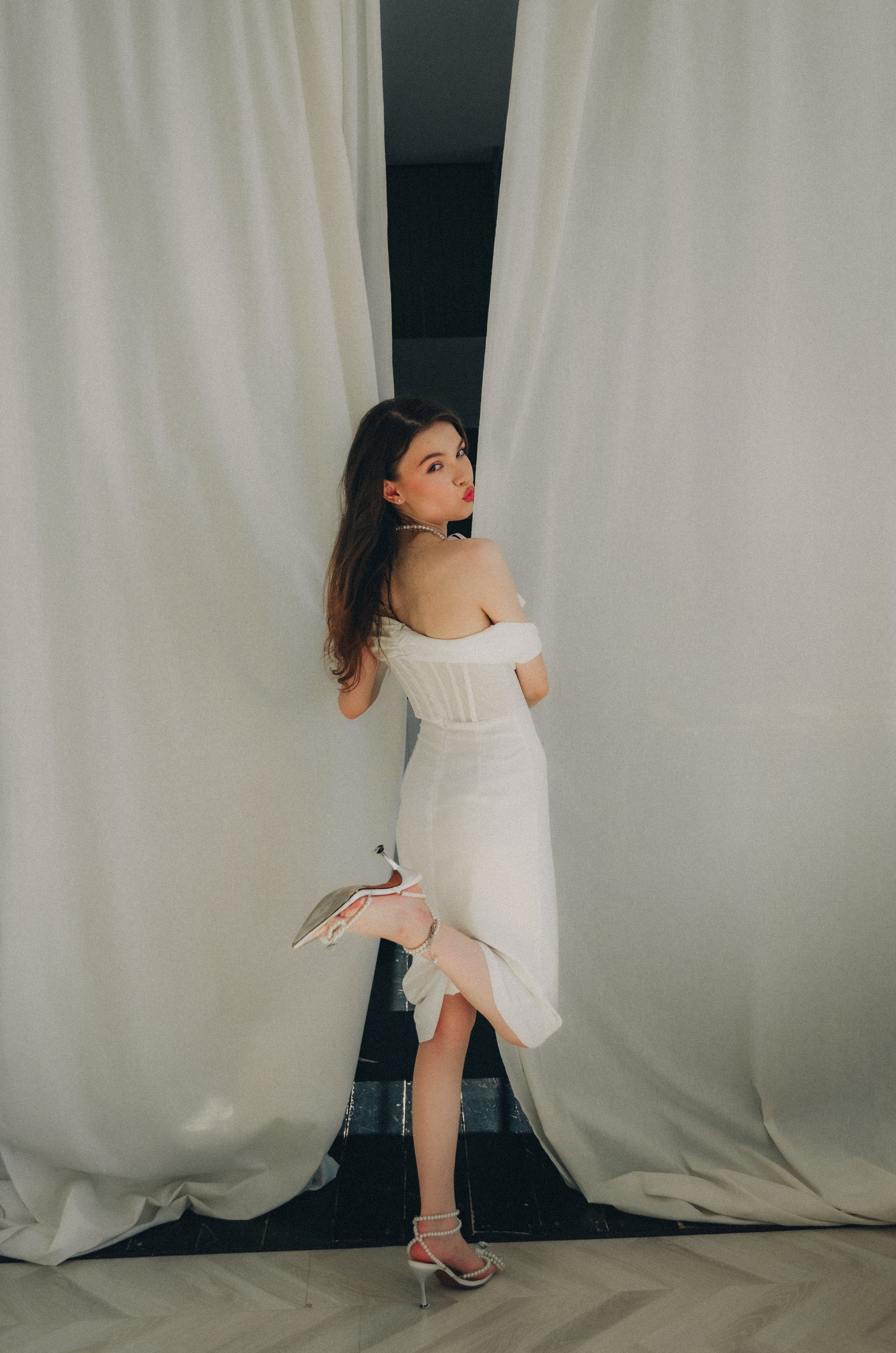 Фотосессия в стиле old money vintage. Денисова Аля — фотограф для парных съемок и индивидуальных историй в Барнауле