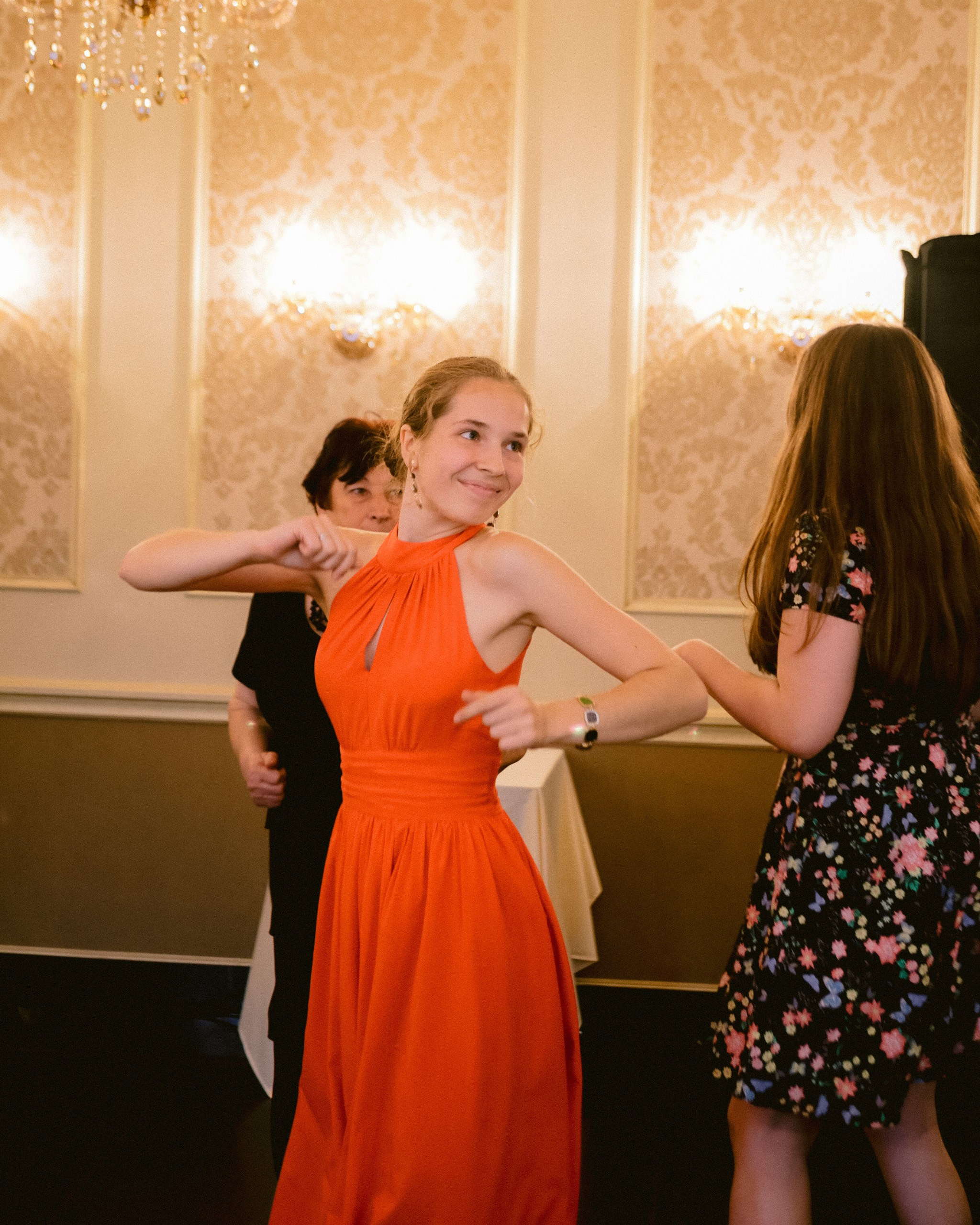 Солнце, яблоки и лодка. Фотограф Серафим Крюков