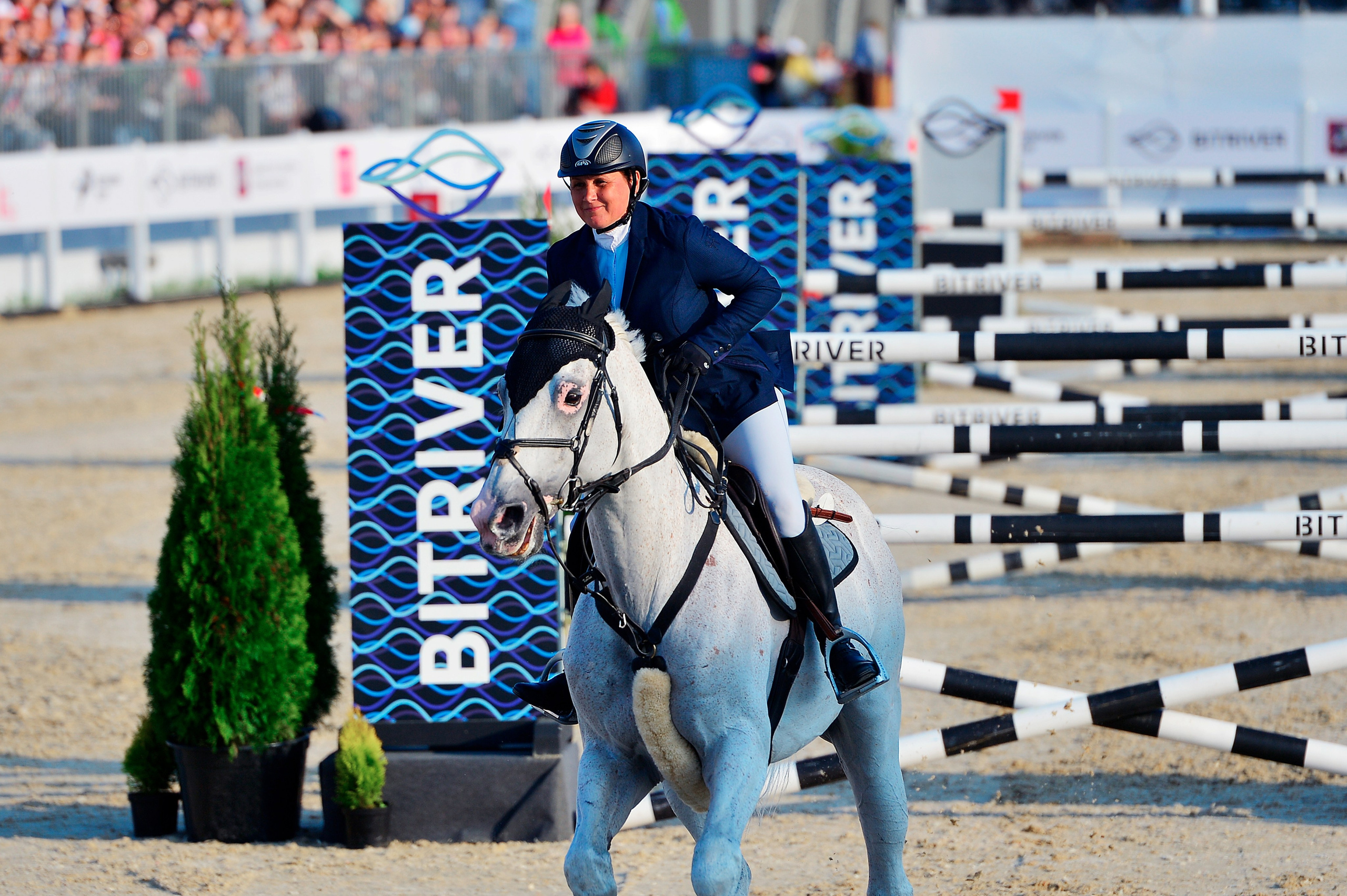 Репортаж Bitriver. Конный фотограф Alesya Safe