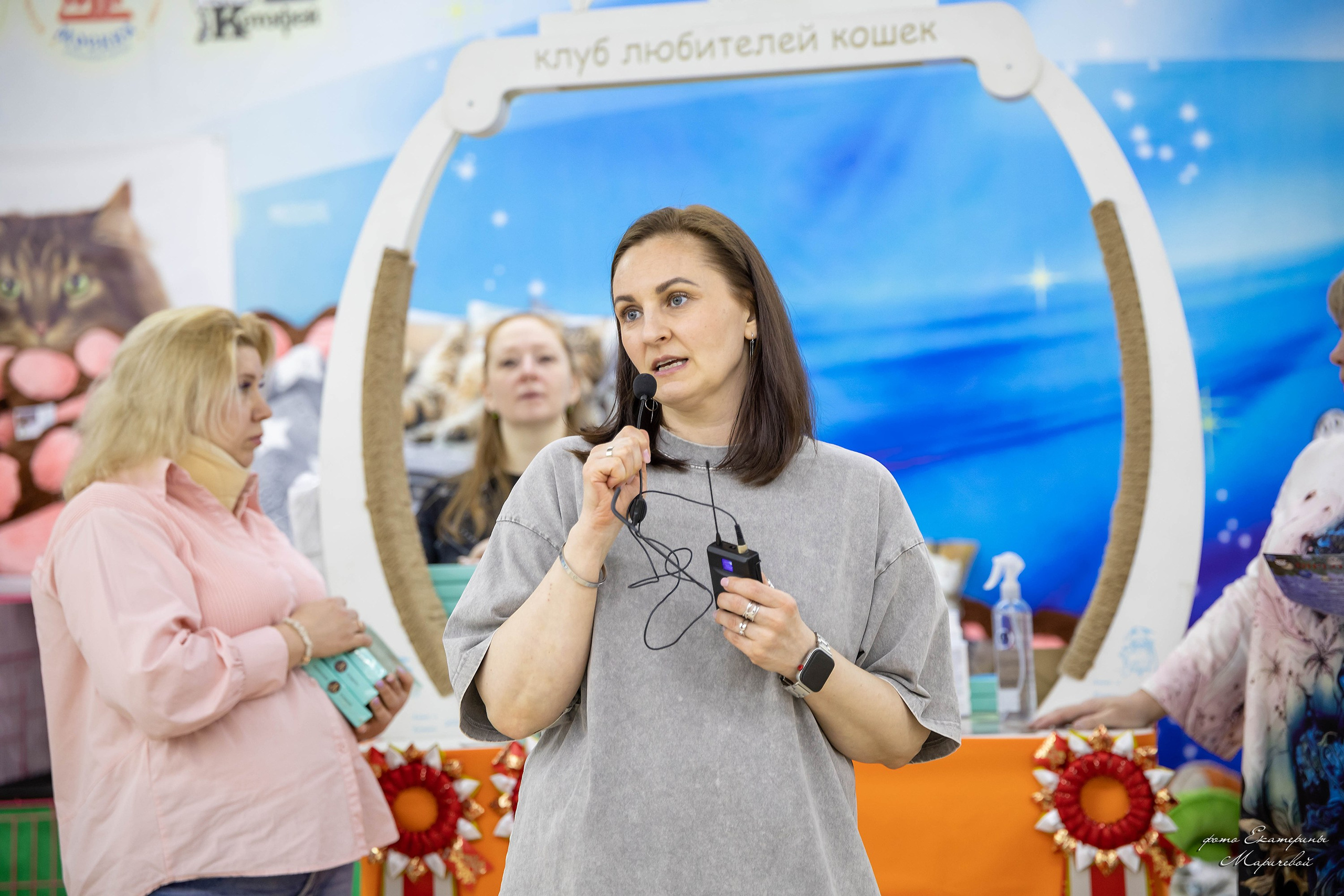 11–12 апреля — Интершоу — «Звездная Галактика Доброго Кота». Работаю со стендом. Фотограф-анималист в Омске Екатерина Маричева