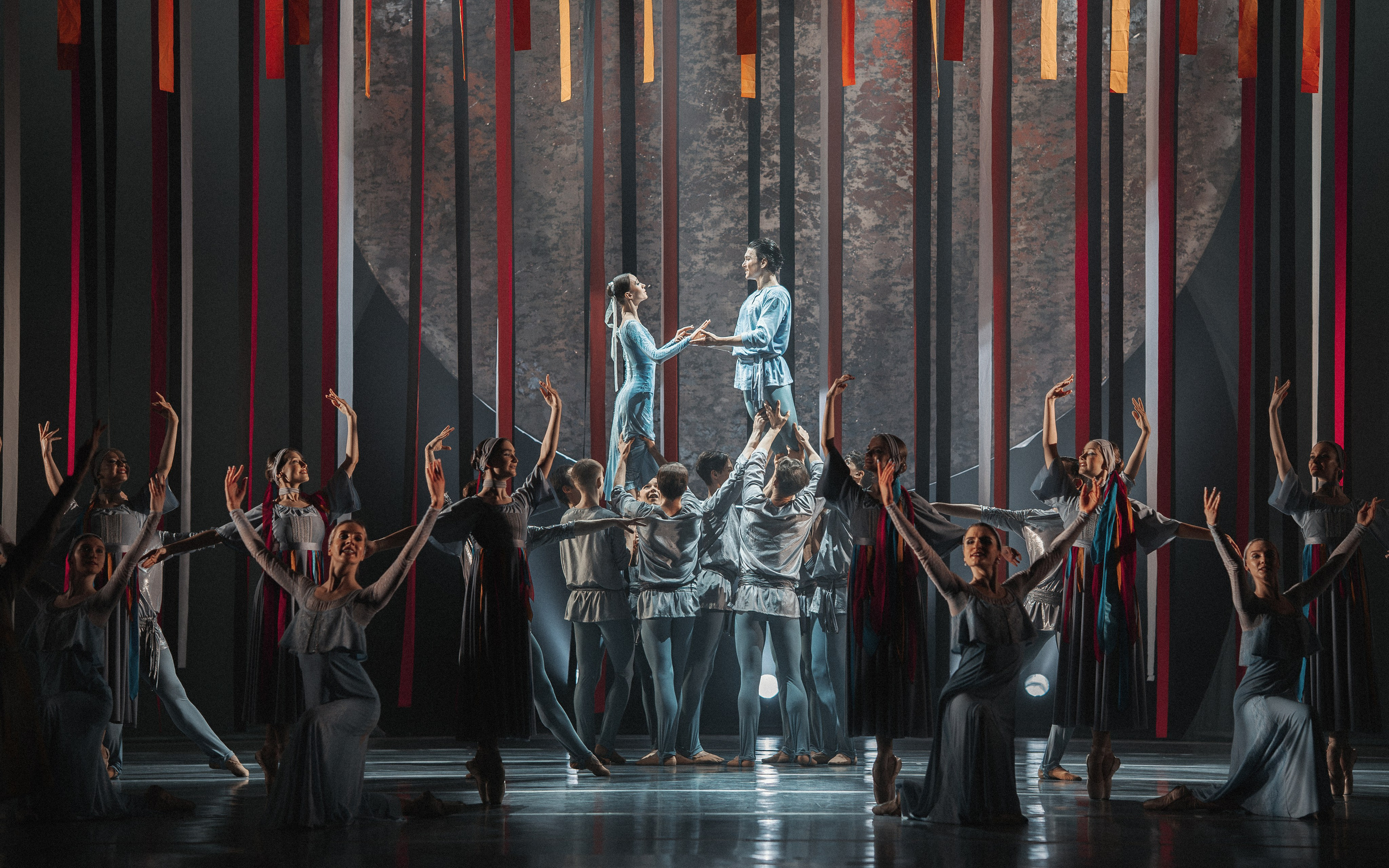 Балет «Симфония № 1» — хореограф Ксения Скареднова. Театральный фотограф в Санкт-Петербурге Дмитрий Скареднов