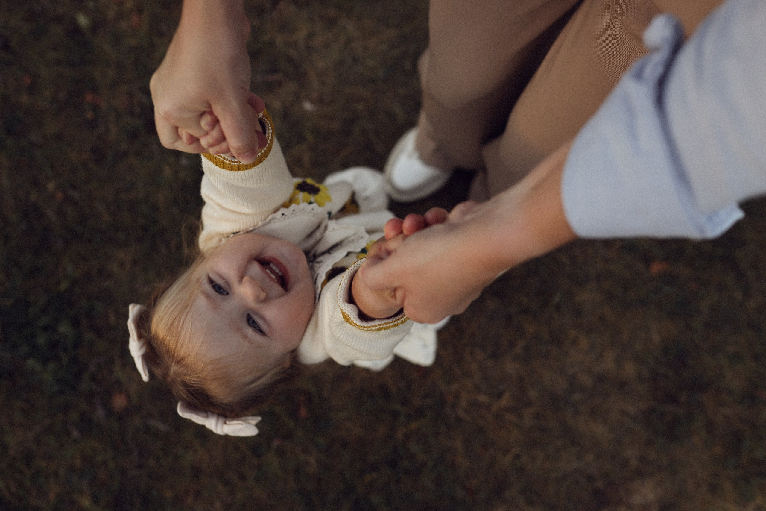 Олег, Анна, Саша и Вика в Мещерском парке. Настя Оленченко, портретный/семейный фотограф на цифру и плёнку Москва
