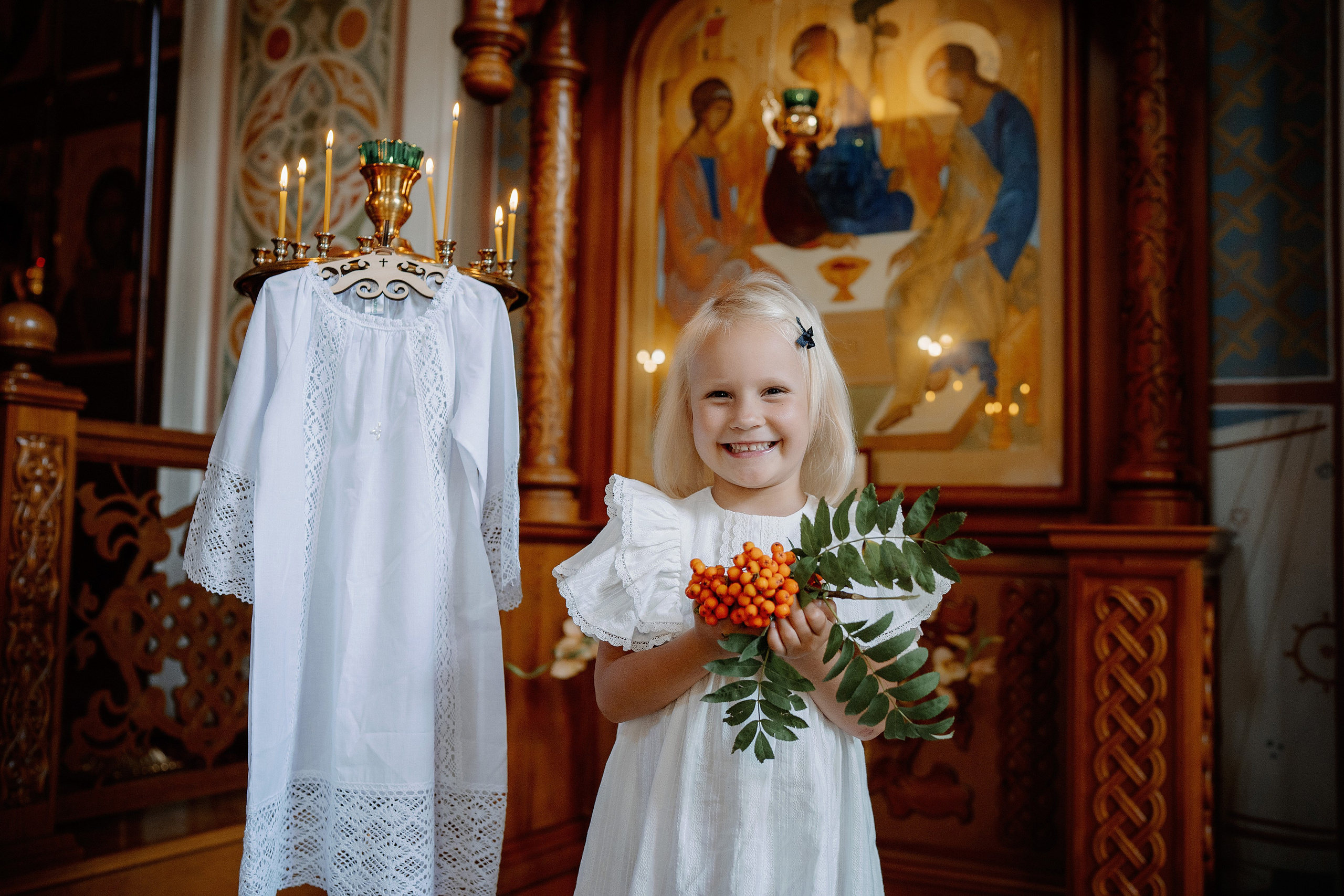 Крещение Евы. Фотограф на Крещение и Венчание в Красноярске Рамазанова Юлия