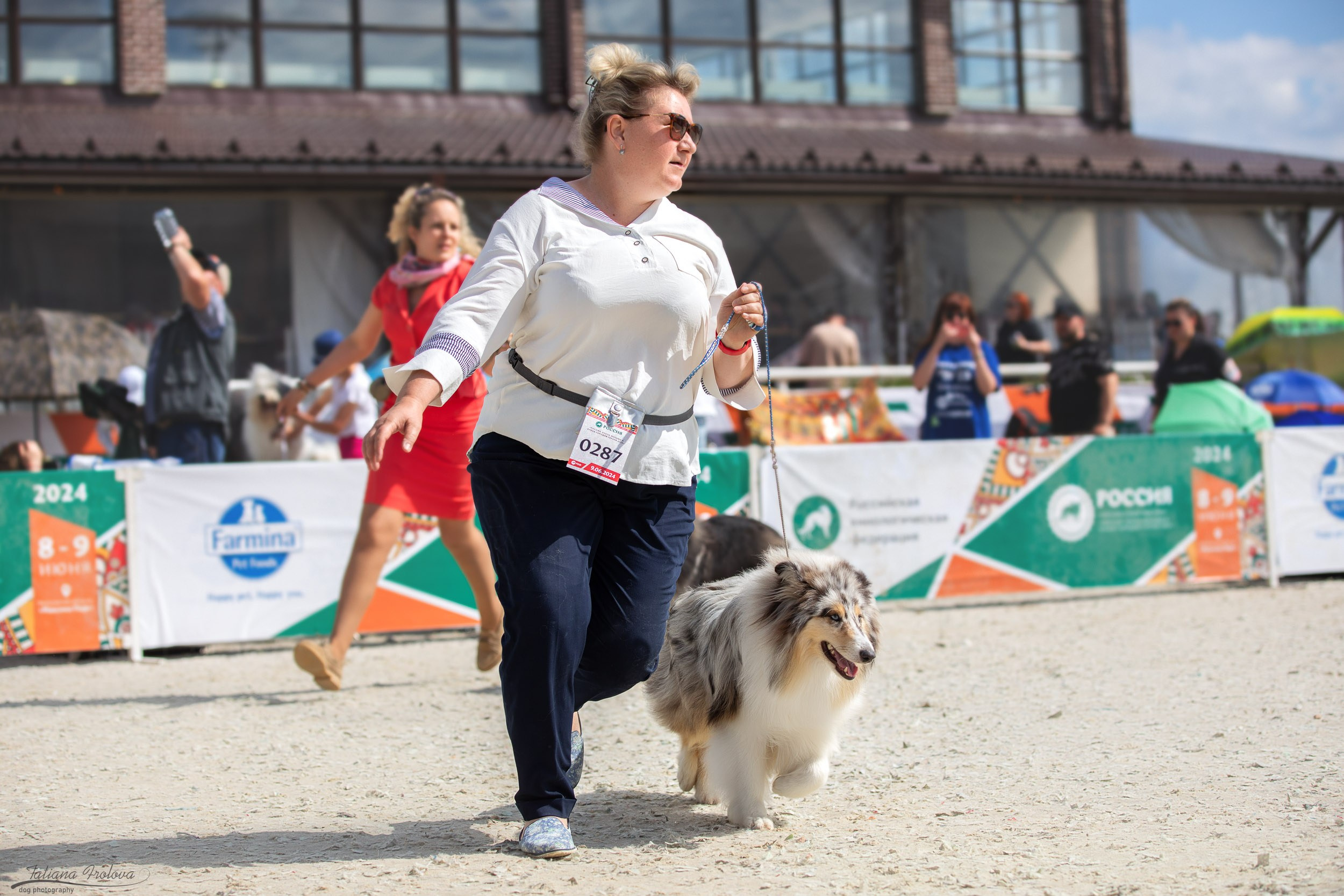 Репортаж с выставки Россия. Фотограф-анималист в Москве и Московской области Татьяна Фролова