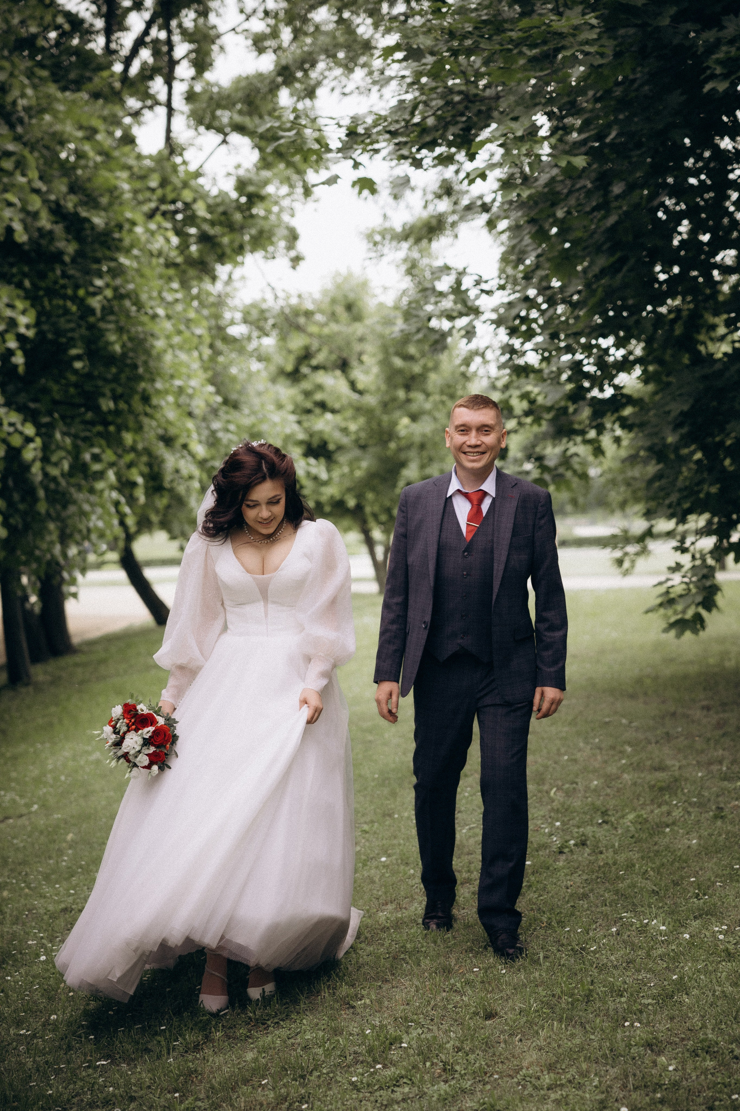 Свадебная фотосессия в парке Царицыно города Москвы