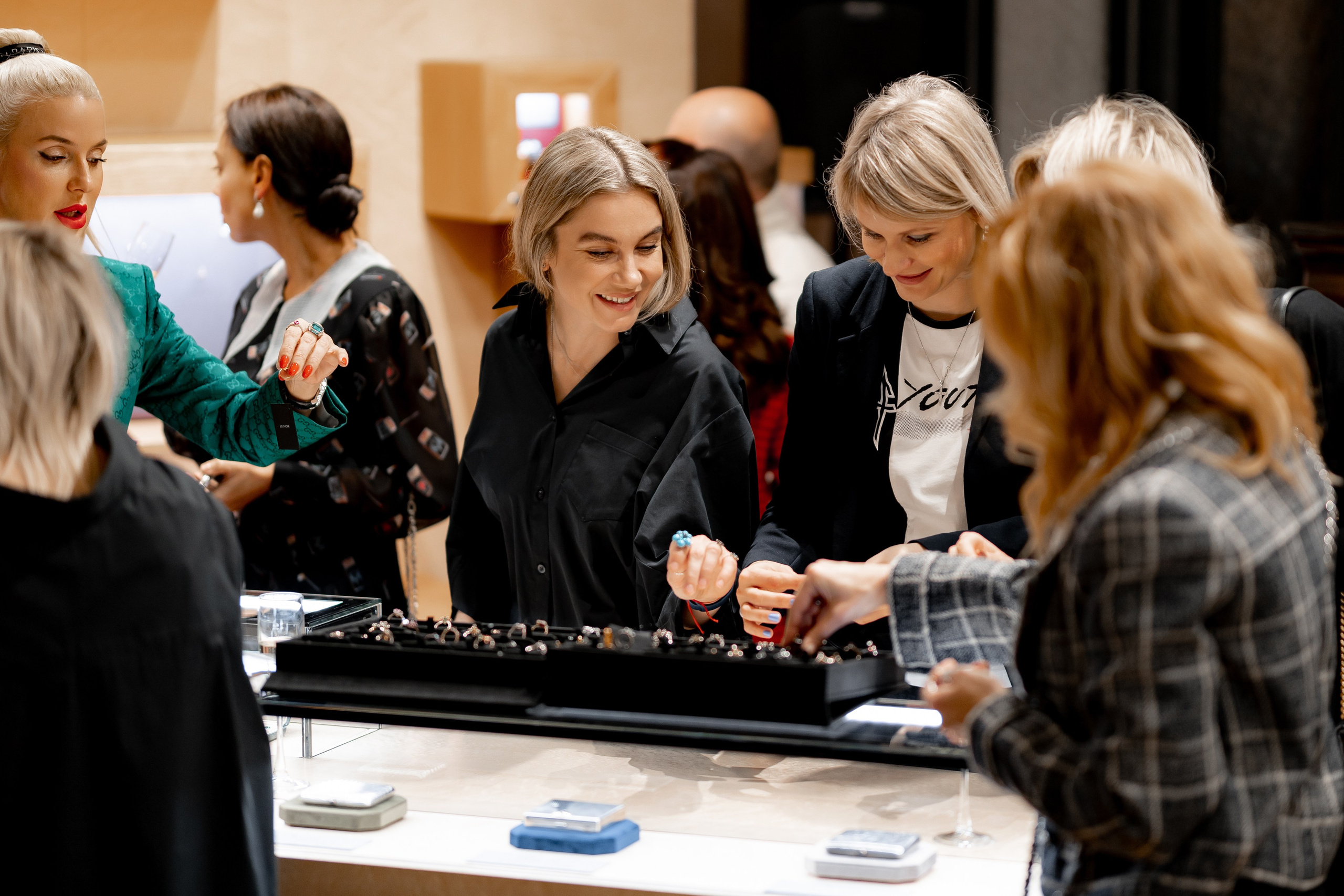 Le Noir. Главная