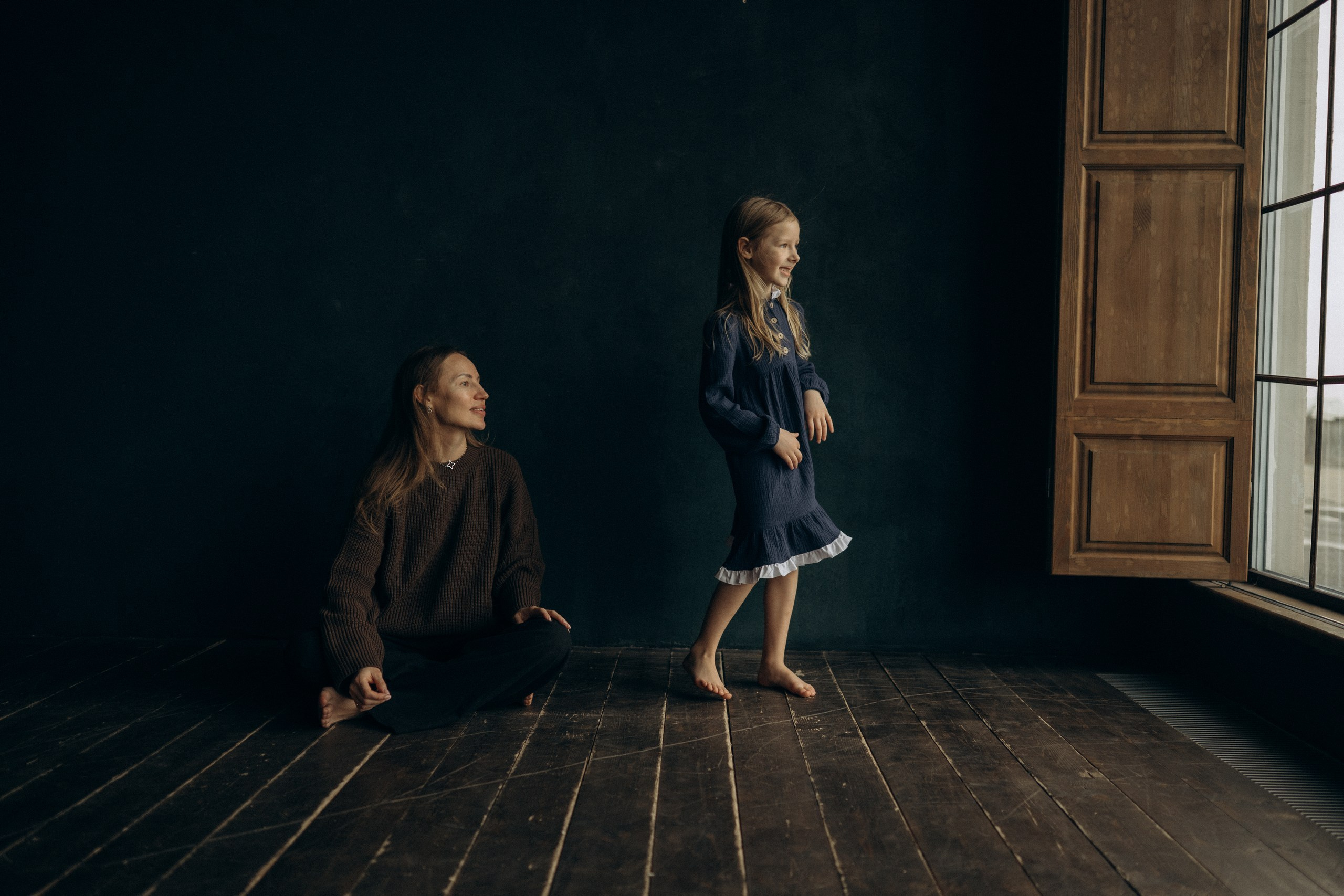 Мама и ребенок в студии. Семейный и Lifestyle фотограф в Санкт-Петербурге