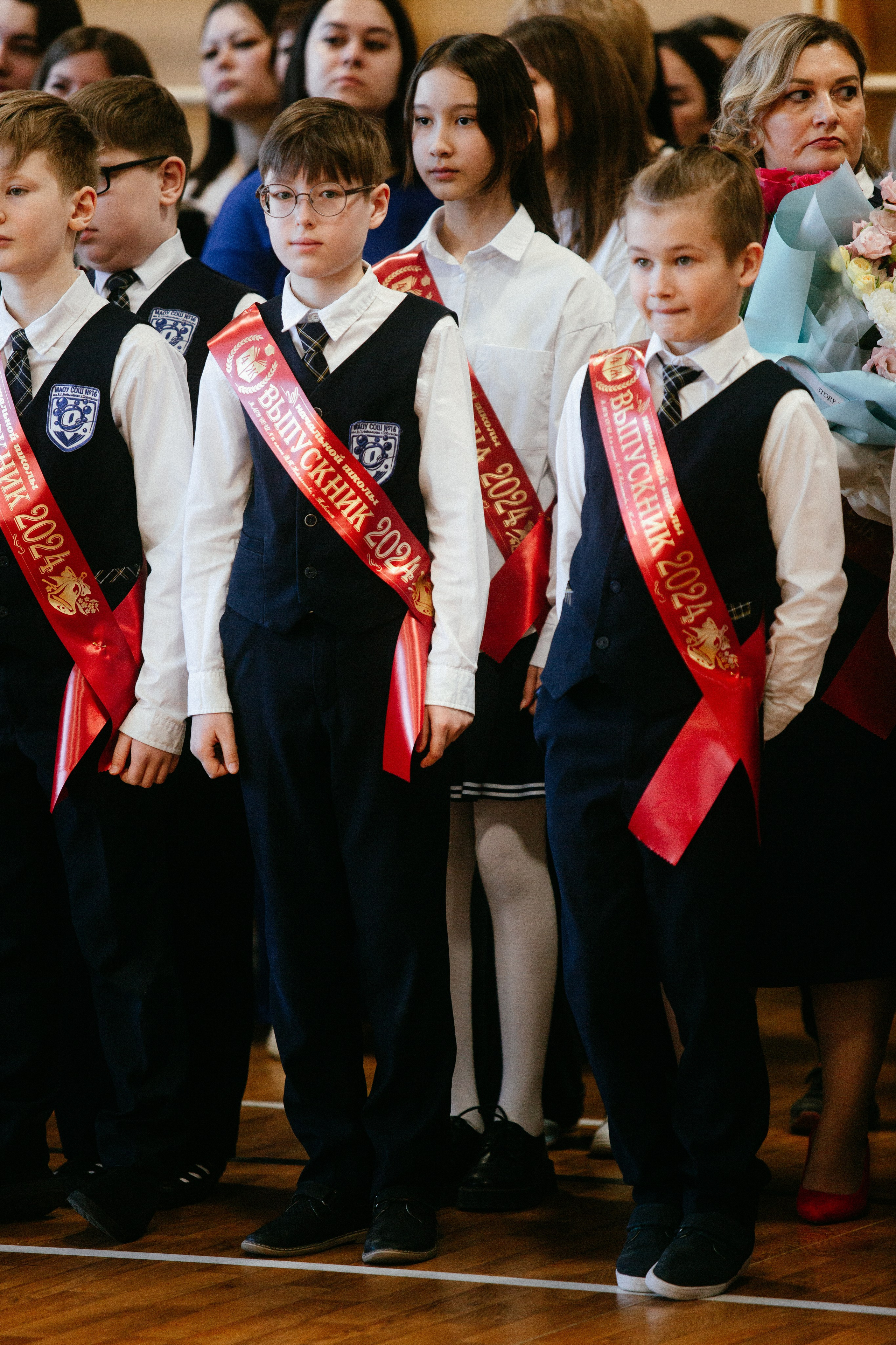 Выпускной в начальной школе. Арт-фотограф Крис Л. в Тобольске: портрет, семейные, свадьбы