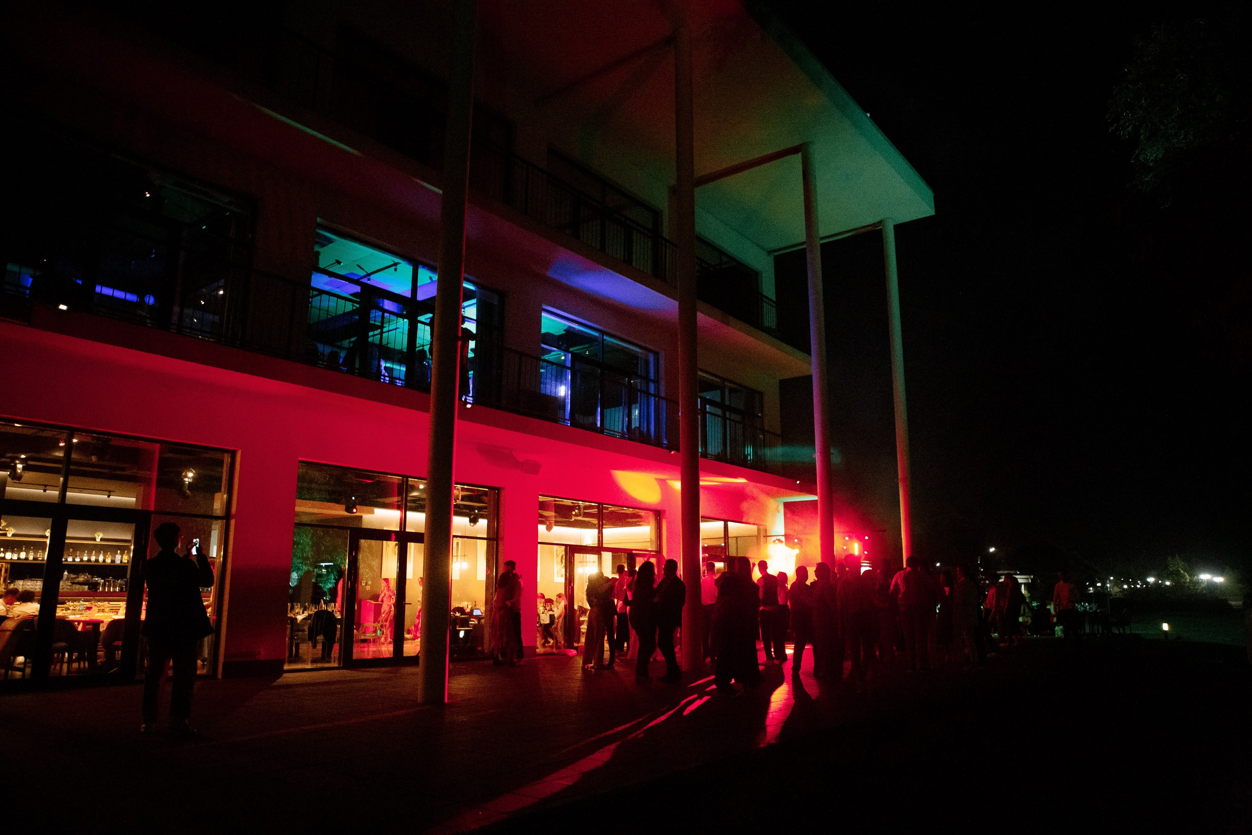 Выпускной Гимназия 12 2024 OpenHouse. Свадебный и портретный Фотограф в Липецке Дмитрий Котюков