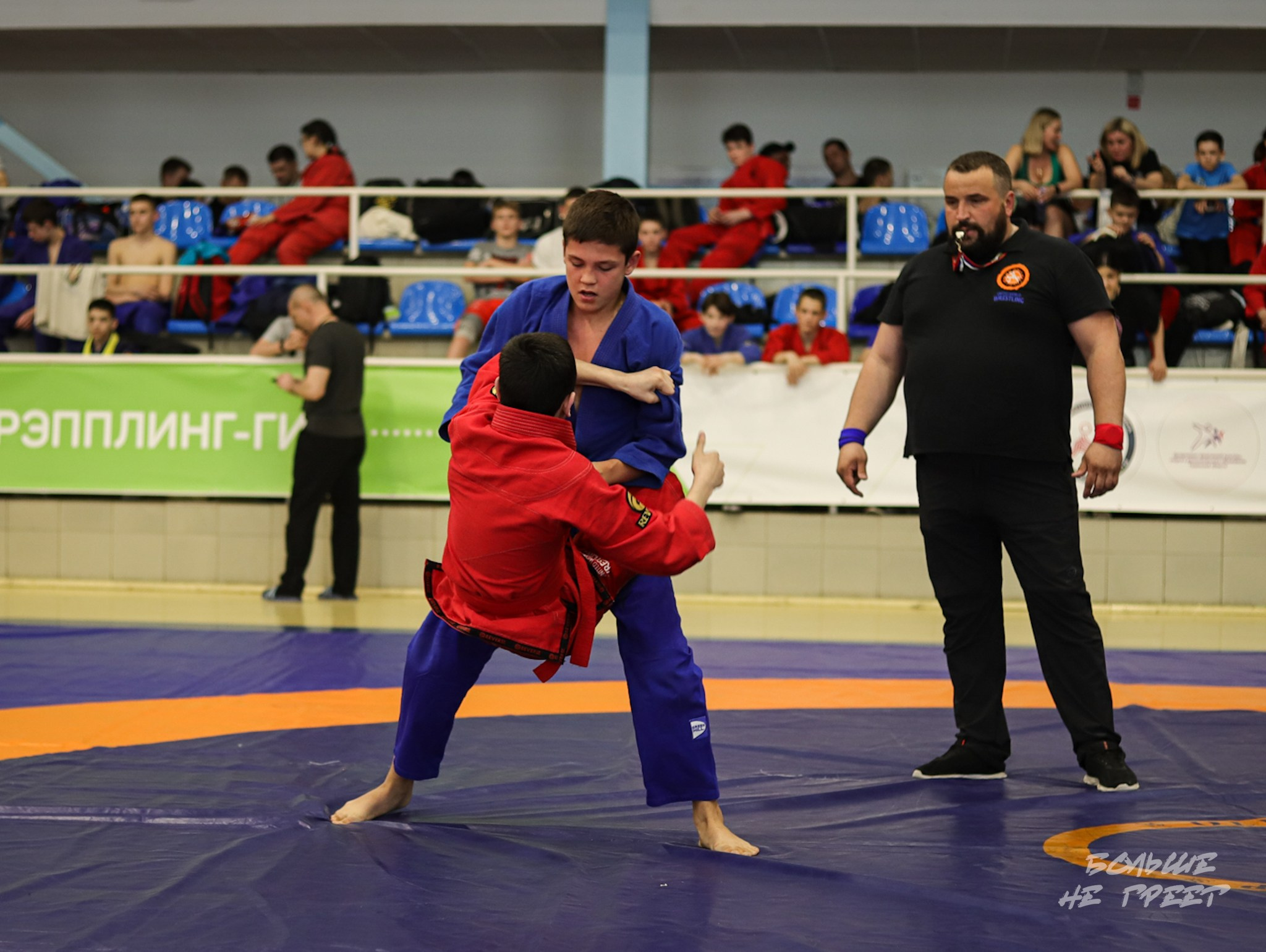 ПЕРВЕНСТВО УРФО ПО СПОРТИВНОЙ БОРЬБЕ ГРЭППЛИНГ И ГРЭППЛИНГ-ГИ. Больше не греет