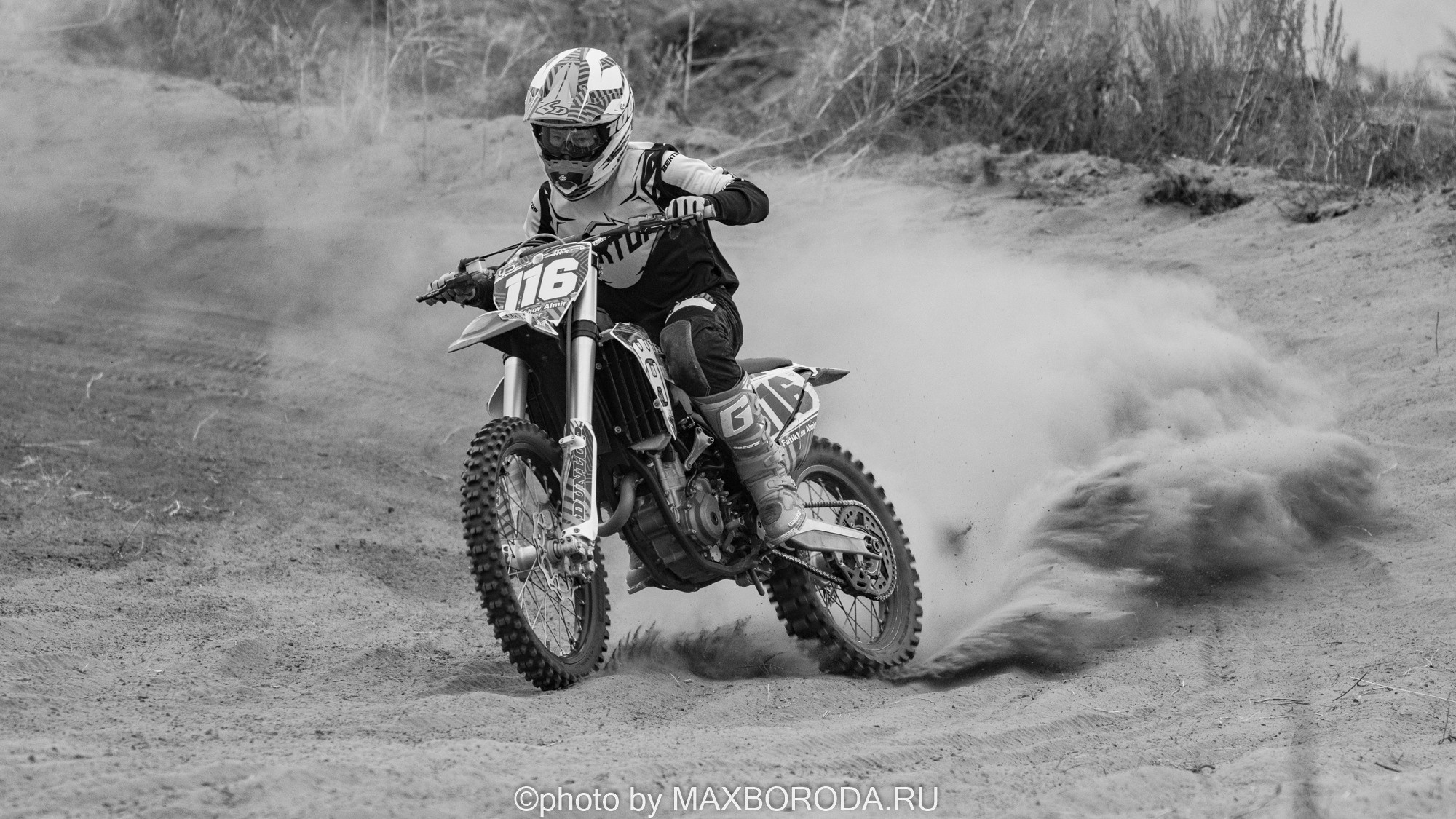 спортсмен Фатихов Альмир на соревнованиях по мотокроссу - Кубок "РУССКИЕ МОТОЦИКЛИСТЫ"