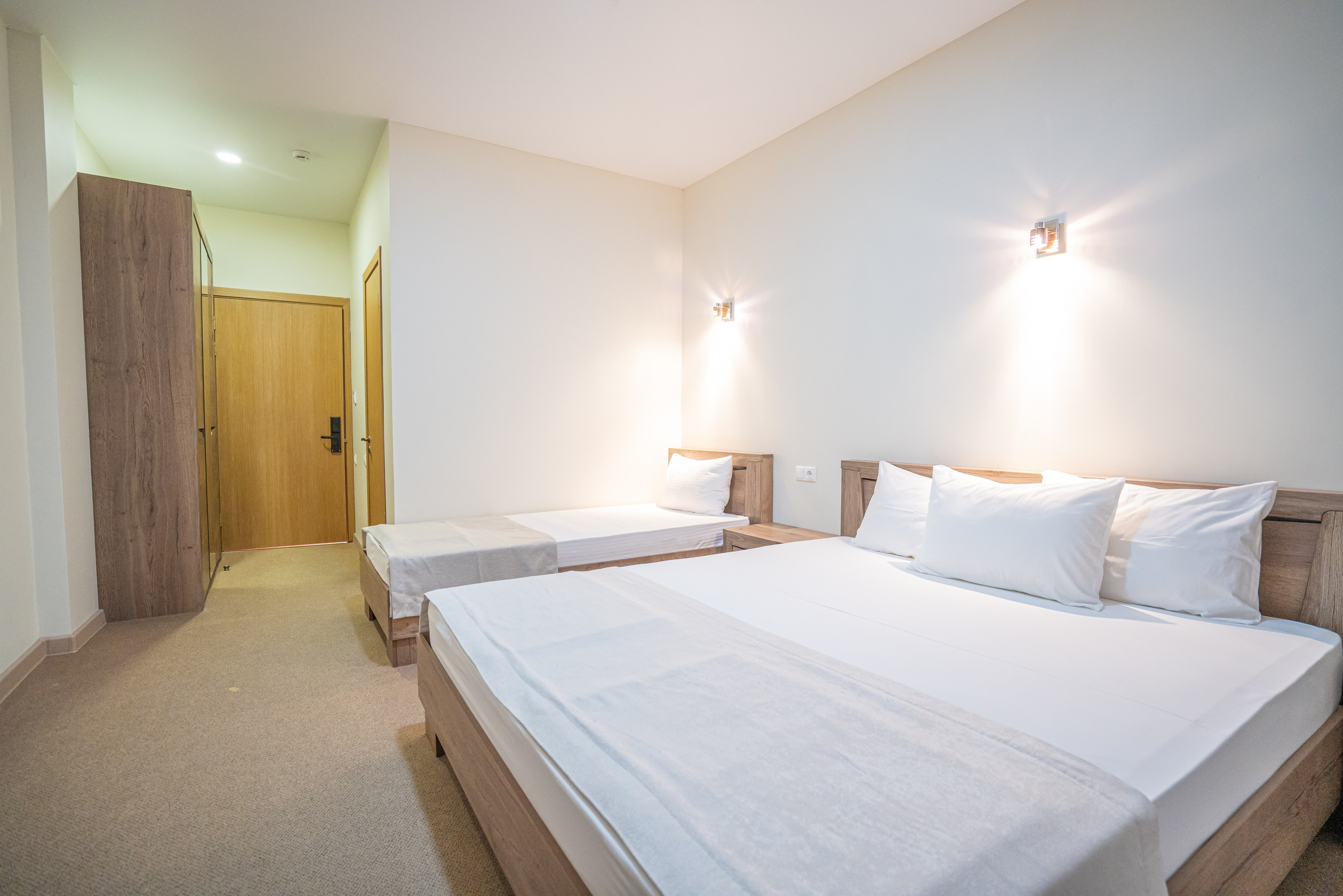 Интерьерная фотосъемка премиальных отелей Dream Hotel в Краснодаре и Анапе Профессиональная фотосъемка интерьеров отелей Dream Hotel: Красно. Шедевры для Вас! Фотограф и Видеограф в Краснодаре Пахиев Руслан