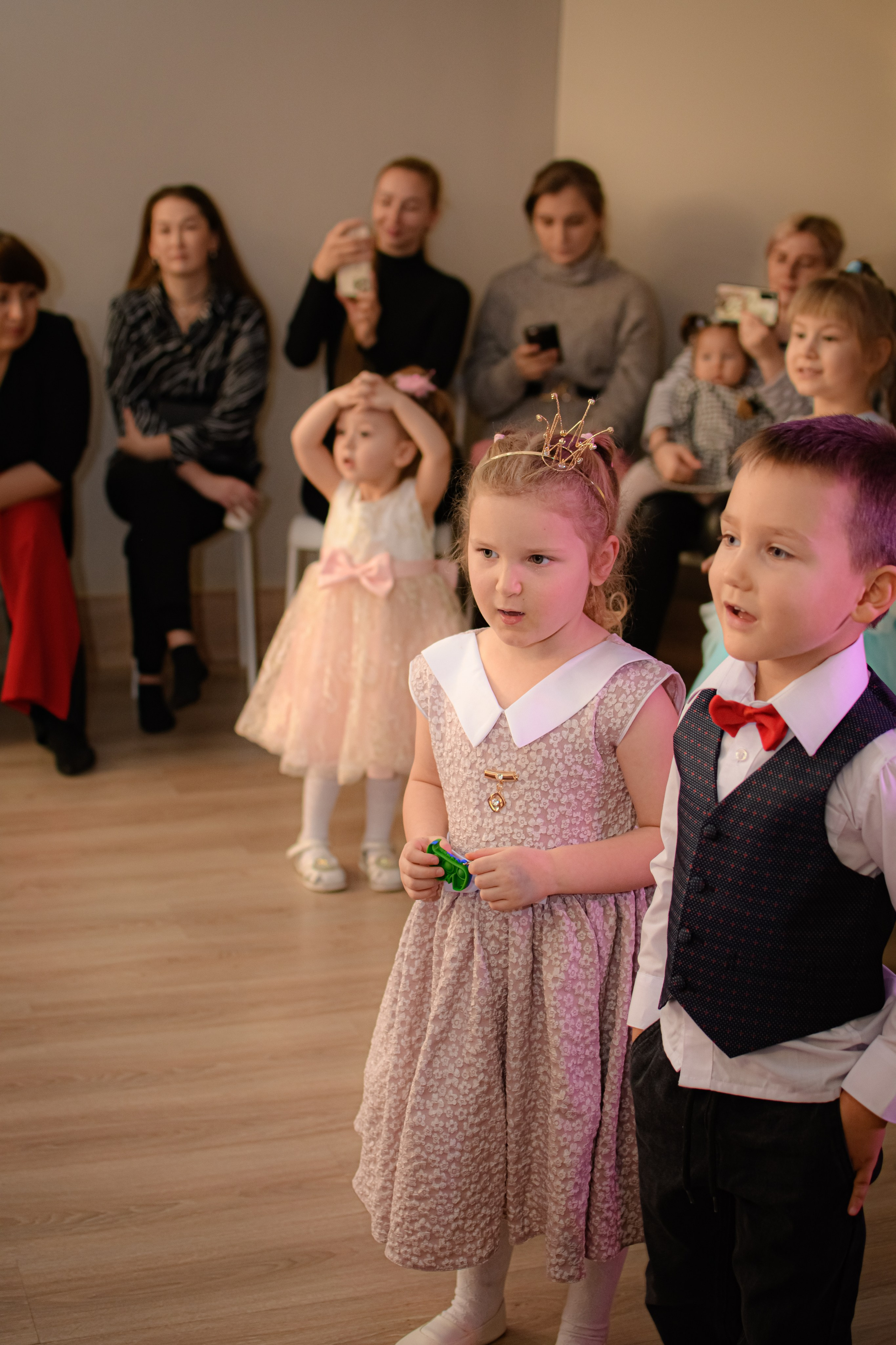 HAPPY NEW YEAR. Photokarish