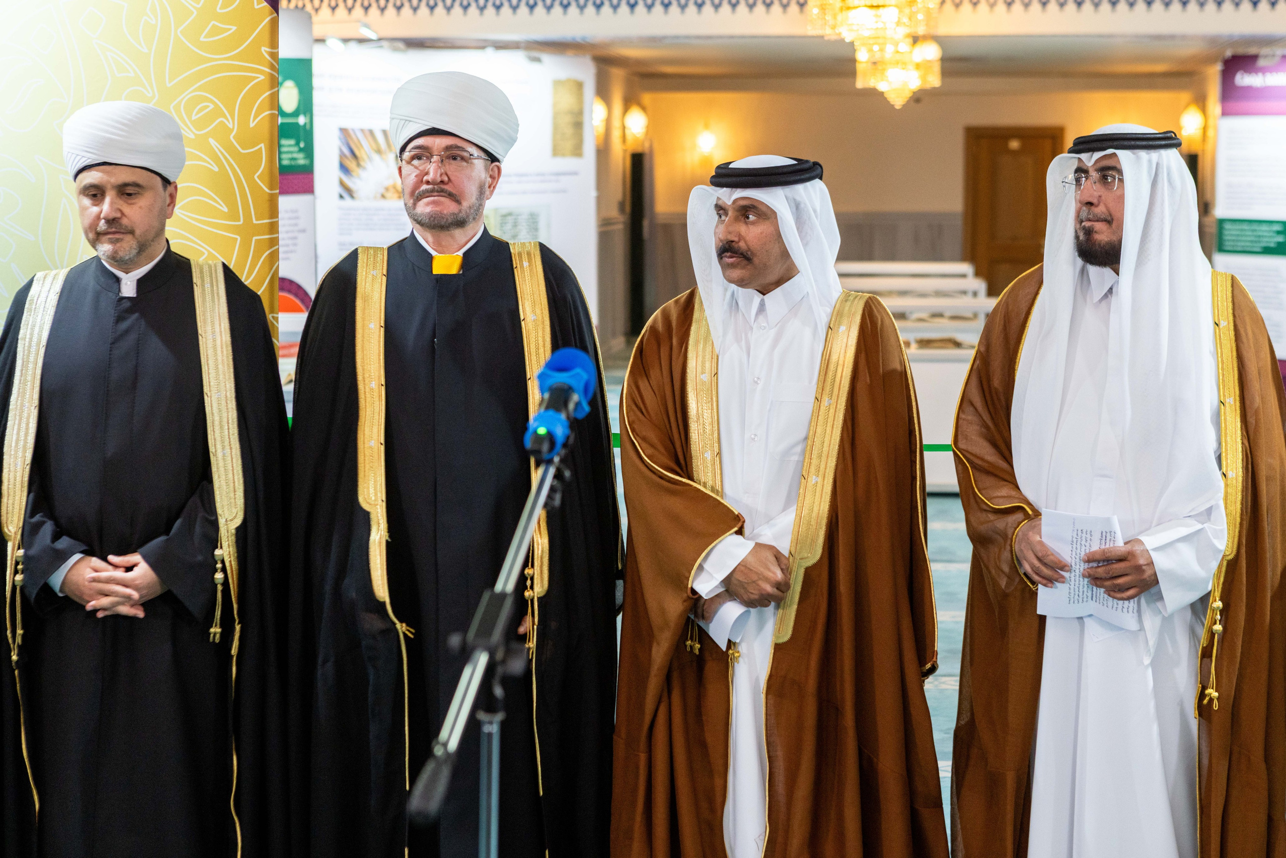 Открытие выставки Мир Корана. Рекламный, предметный, репортажный, семейный фотограф и художник в Москве