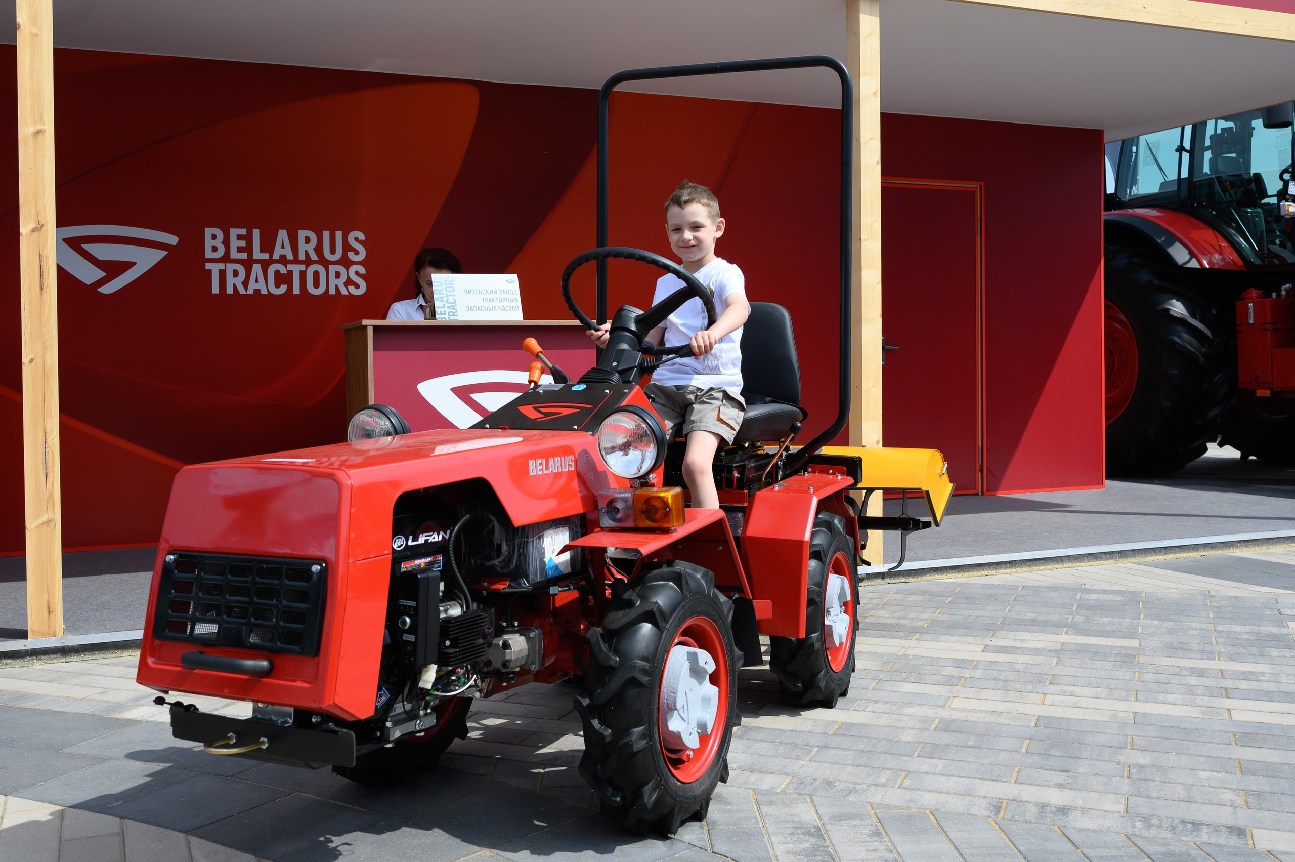 Агровыставка. Фотоуслуги, услуги фотографа, фотографирование важных событий