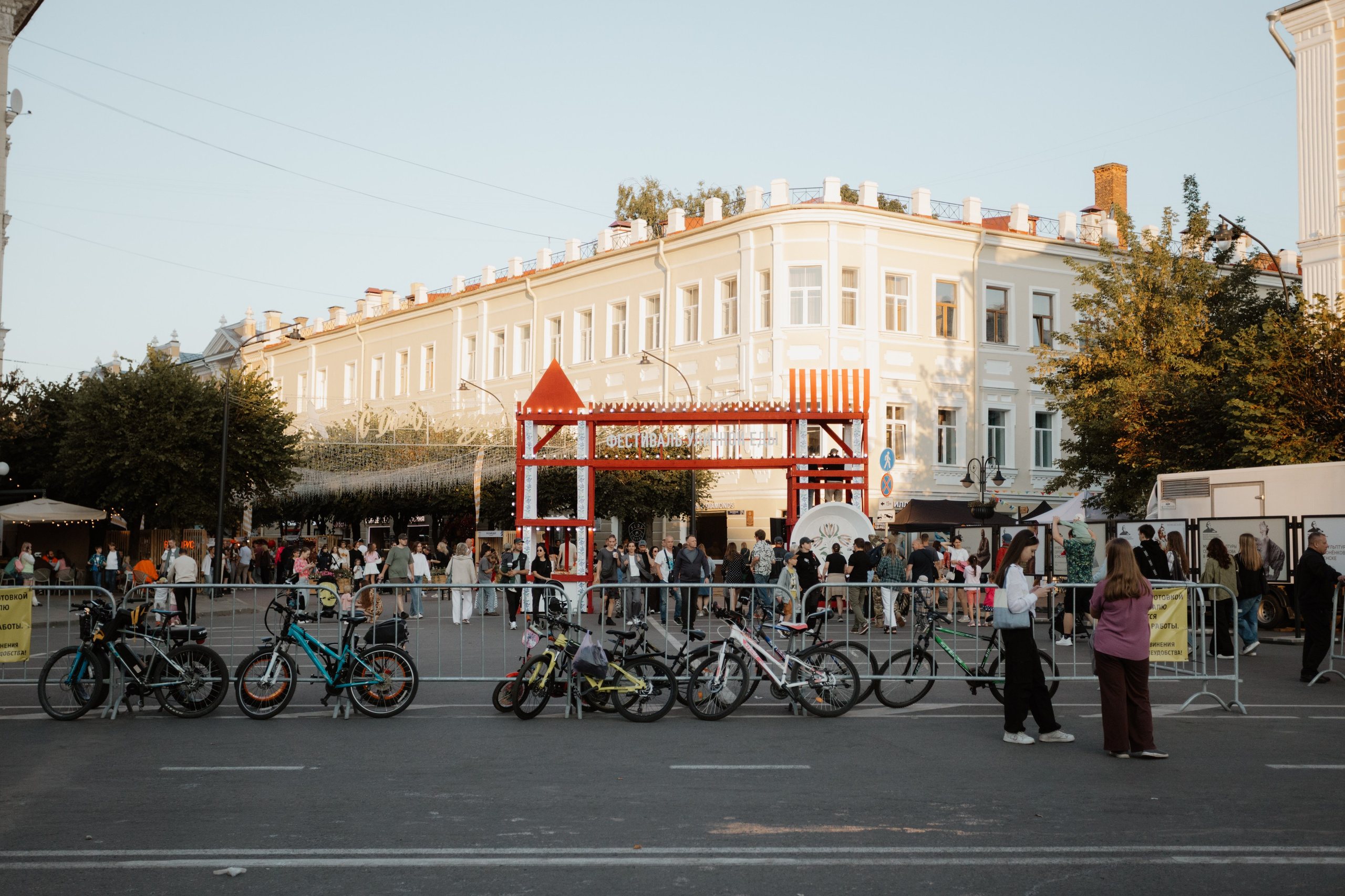 Фестиваль уличной еды на Ленина — Смоленск. KiPPER Gallery — Фотограф