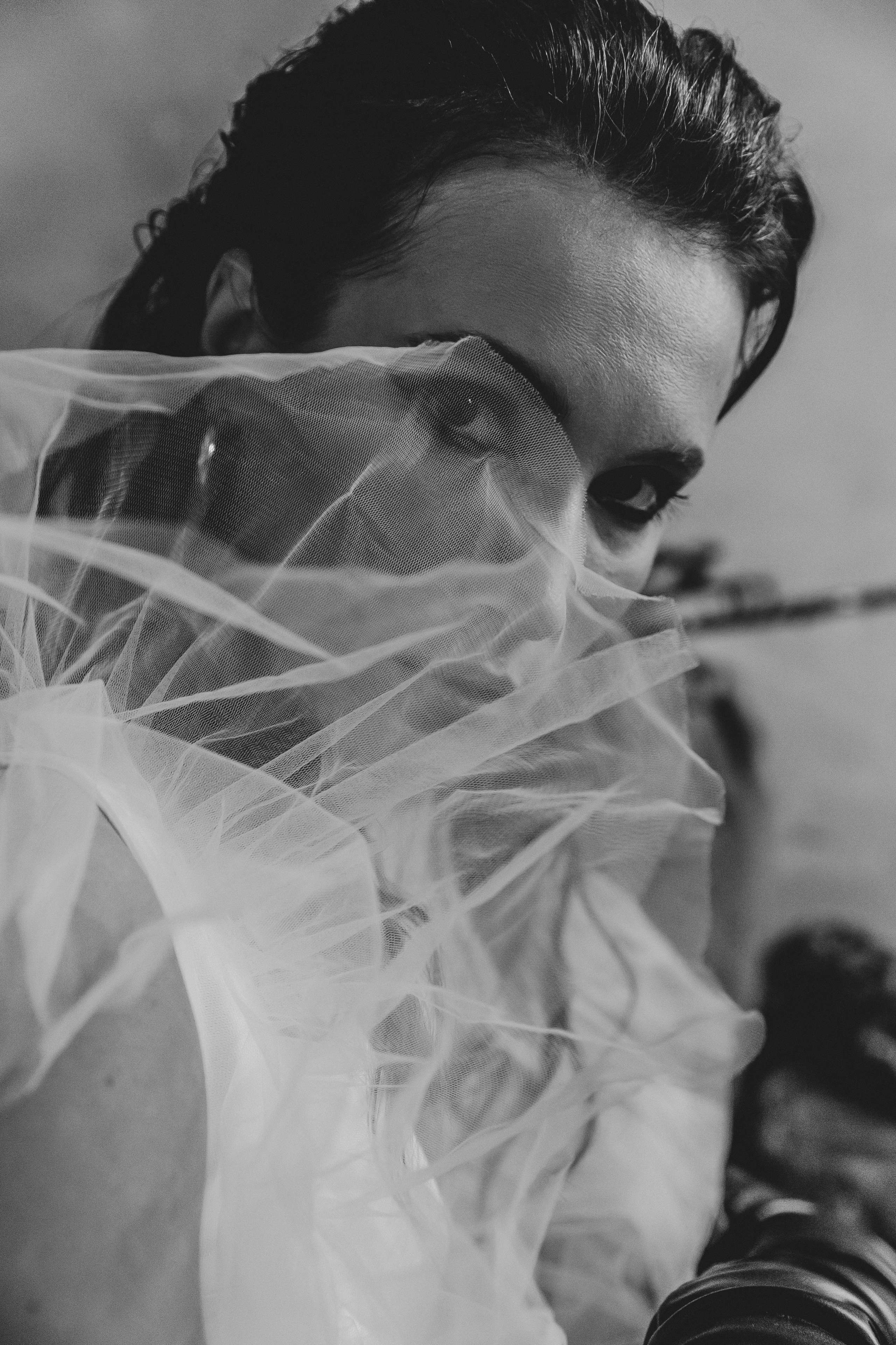 Свадебная фотосессия в мастерской. Свадебный фотограф в Москве Элина Ларченкова. Фото, которые цепляют