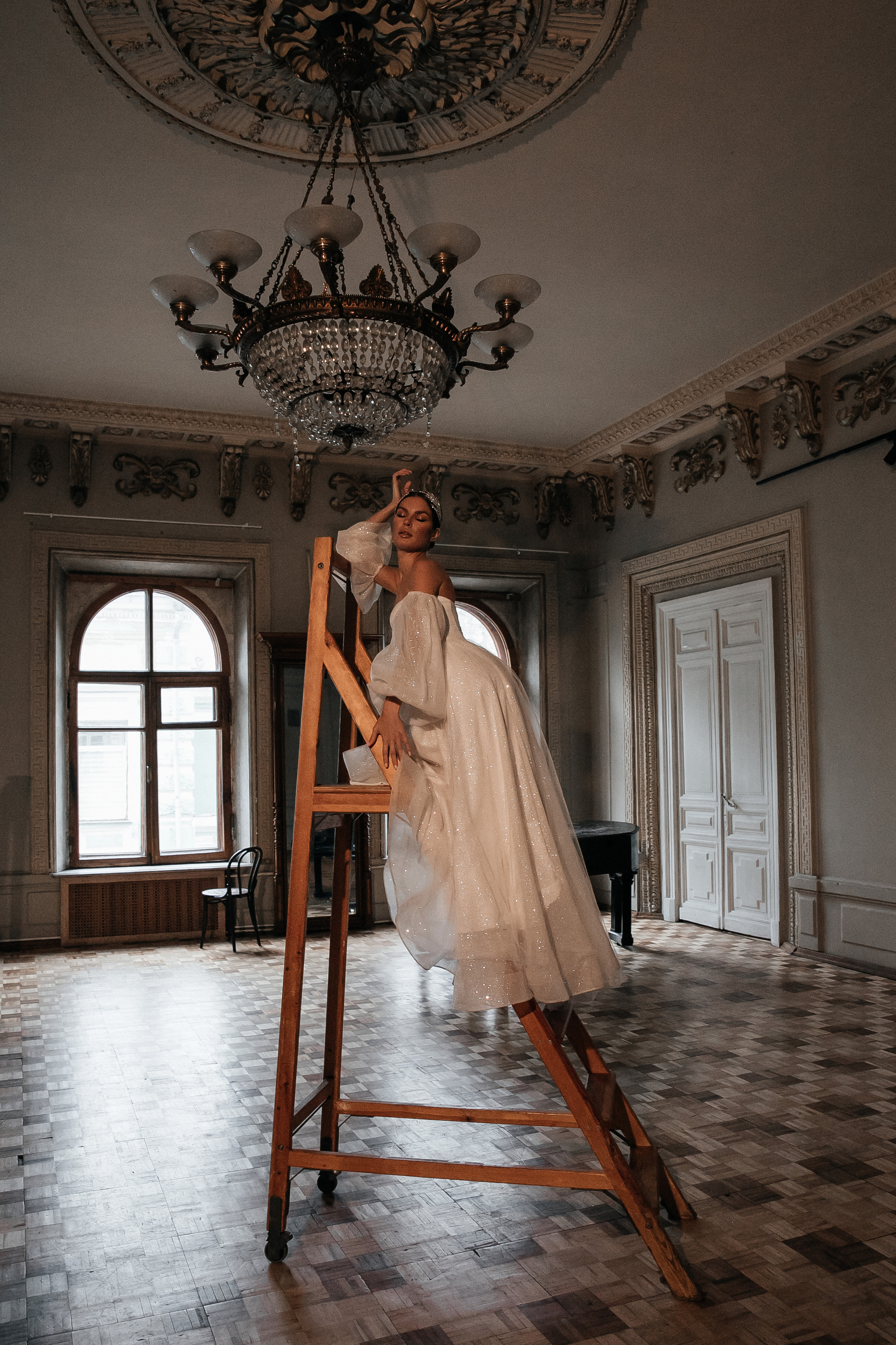 Свадебная фотосессия в студии 21 kult. Свадебный фотограф в Москве Элина Ларченкова. Фото, которые цепляют