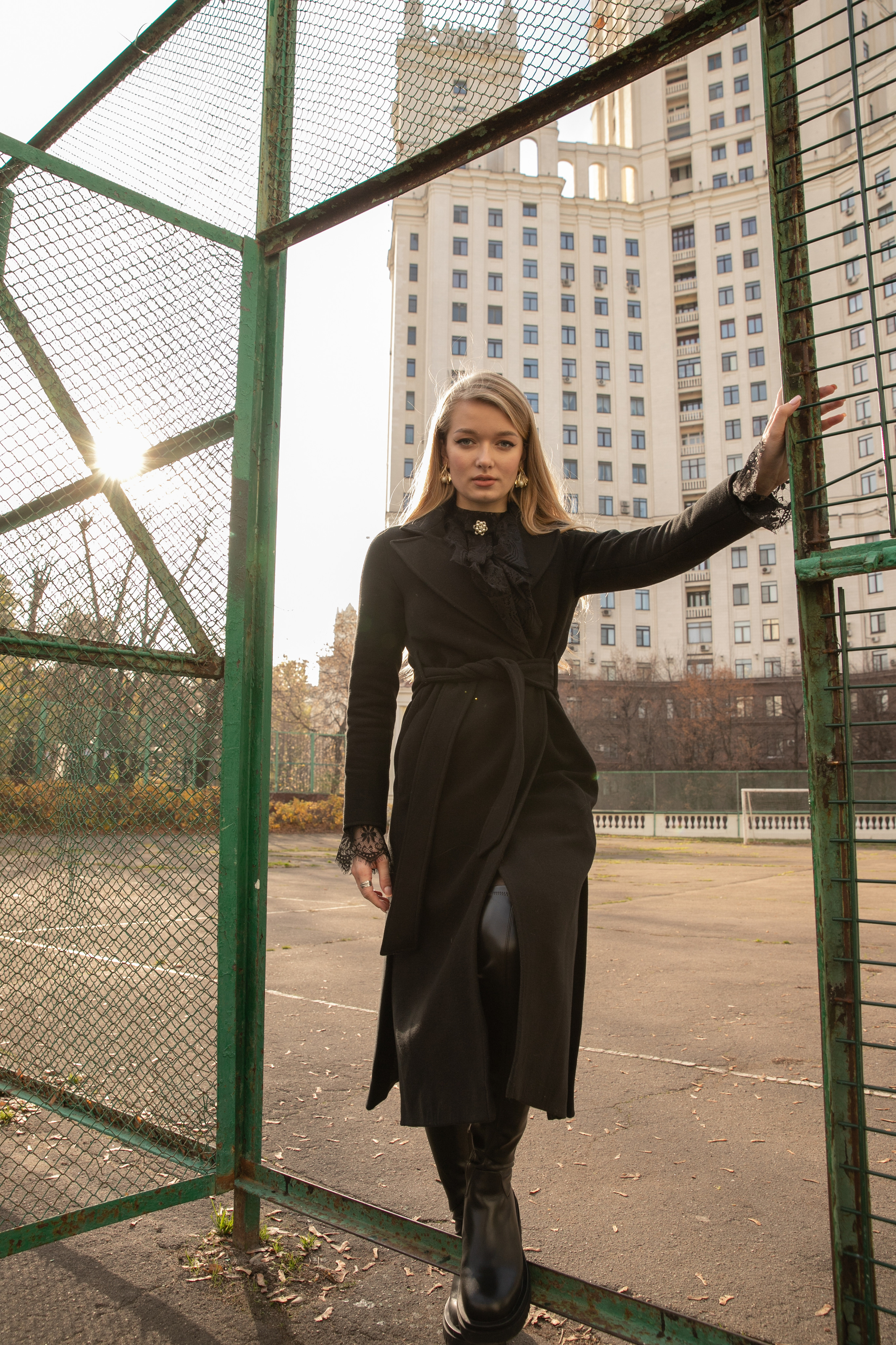 Фотосессия у высотки на Котельнической. Свадебный фотограф в Москве Элина Ларченкова. Фото, которые цепляют