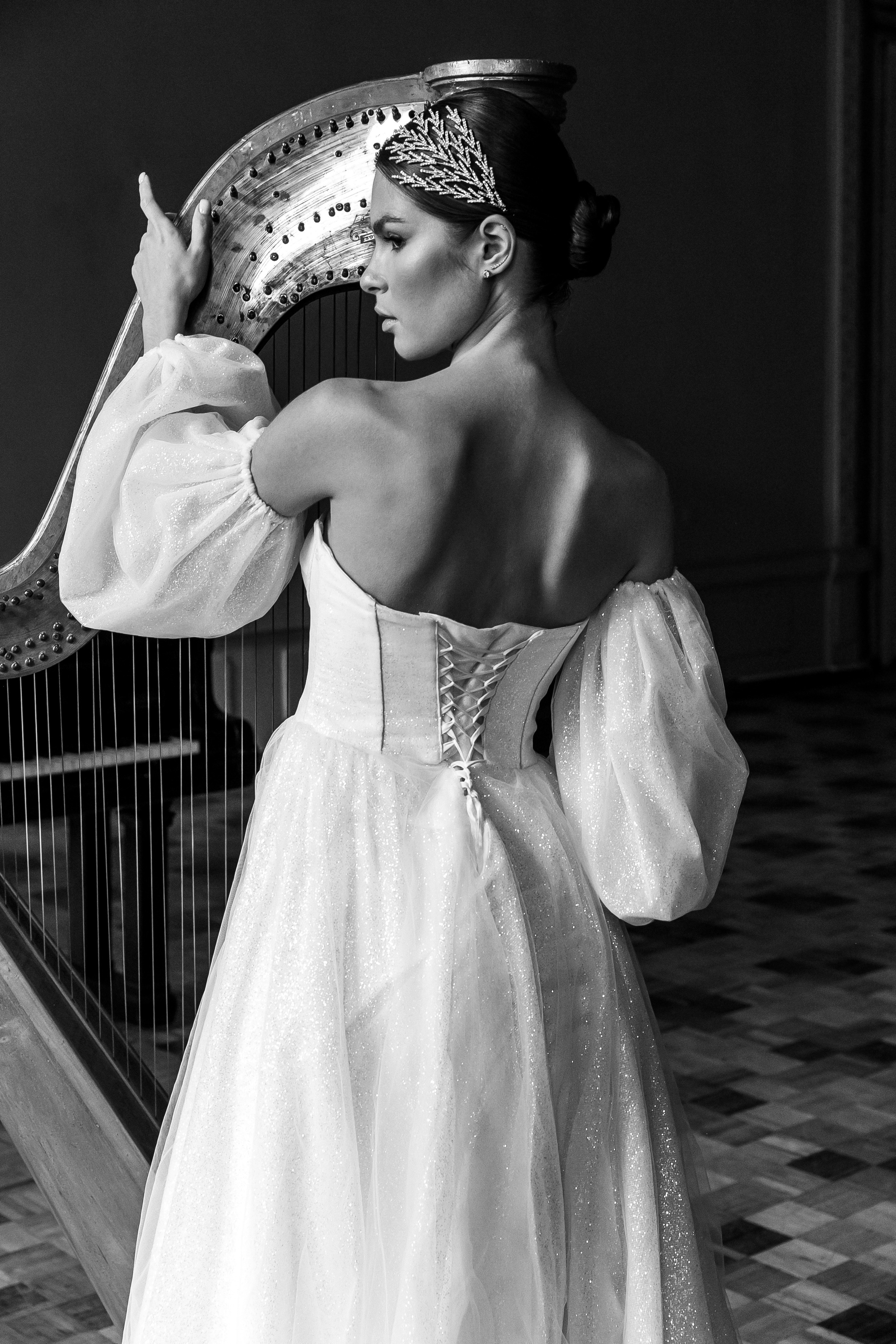 Свадебная фотосессия в студии 21 kult. Свадебный фотограф в Москве Элина Ларченкова. Фото, которые цепляют