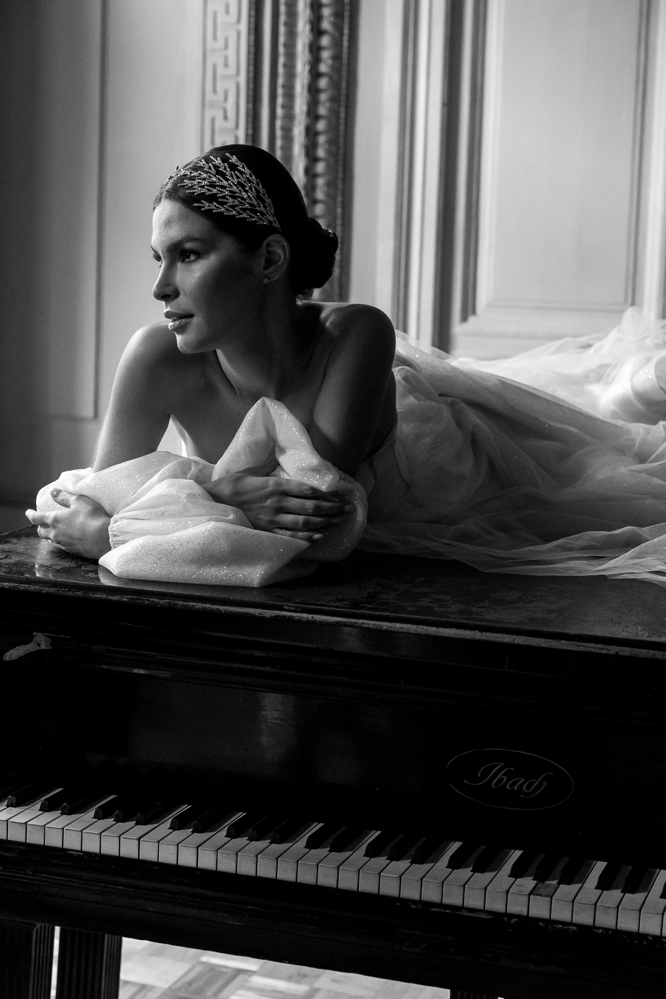 Свадебная фотосессия в студии 21 kult. Свадебный фотограф в Москве Элина Ларченкова. Фото, которые цепляют