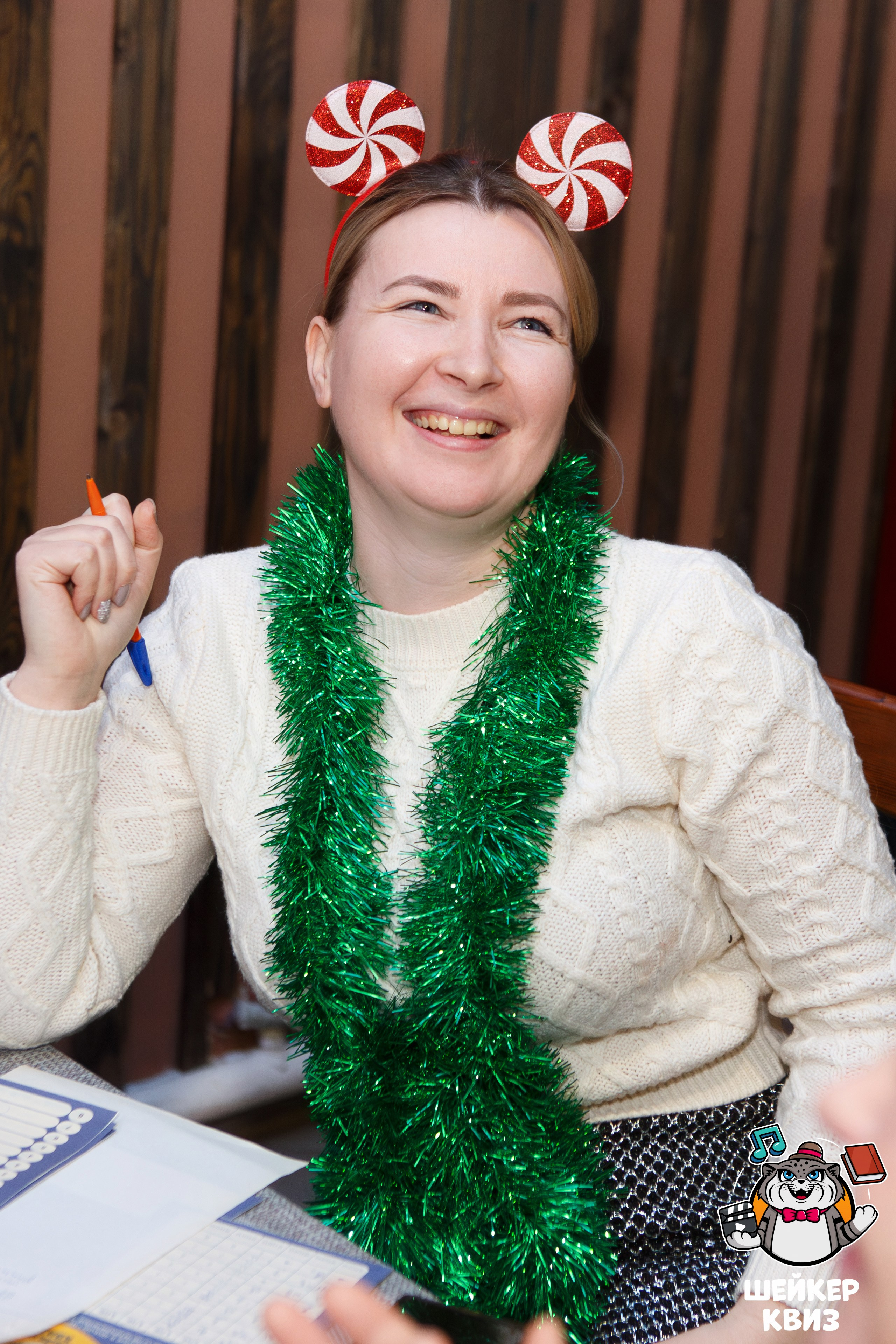 Профессиональный фотограф запечатлел радостный момент новогодней викторины в Мценске