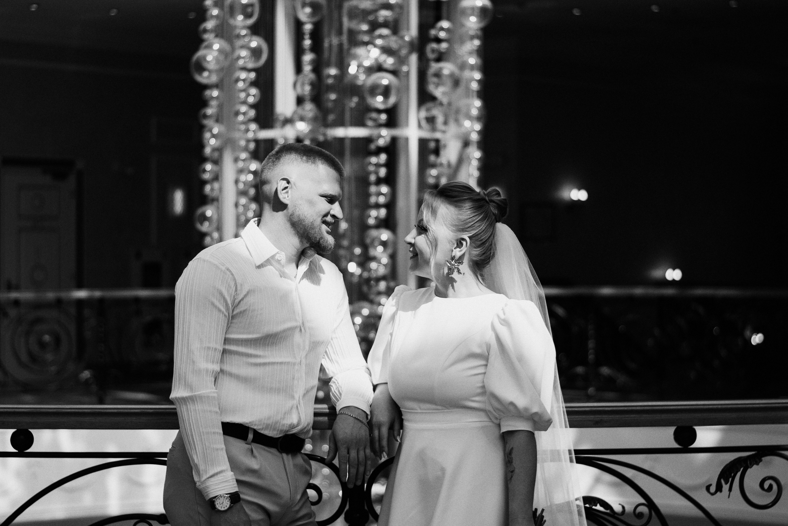 Свадебная фотосессия тюмень мост влюбленных. Фотограф Дарья Мустафина, Тюмень