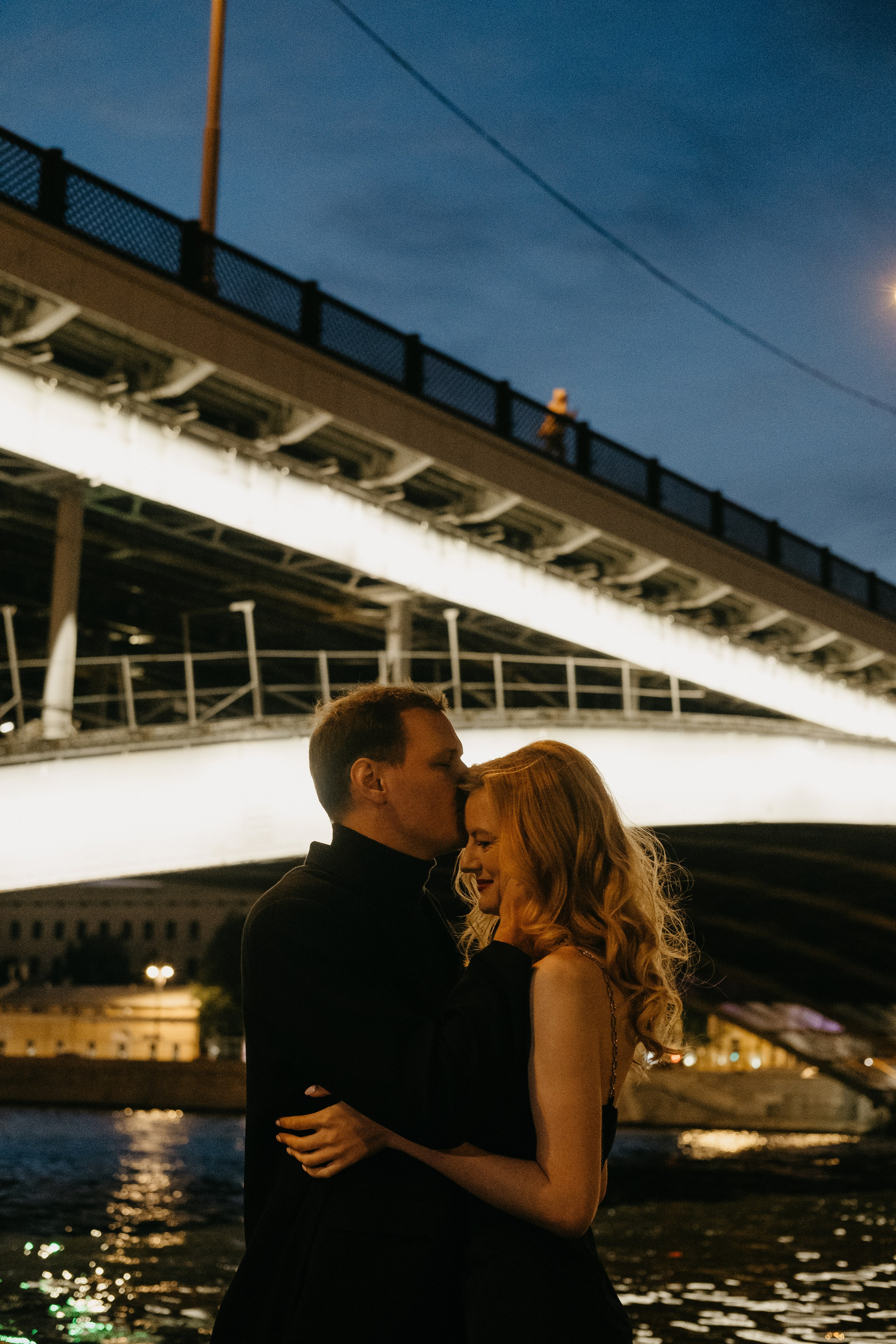 По ночному городу. Свадебный фотограф Александра Тюлякова