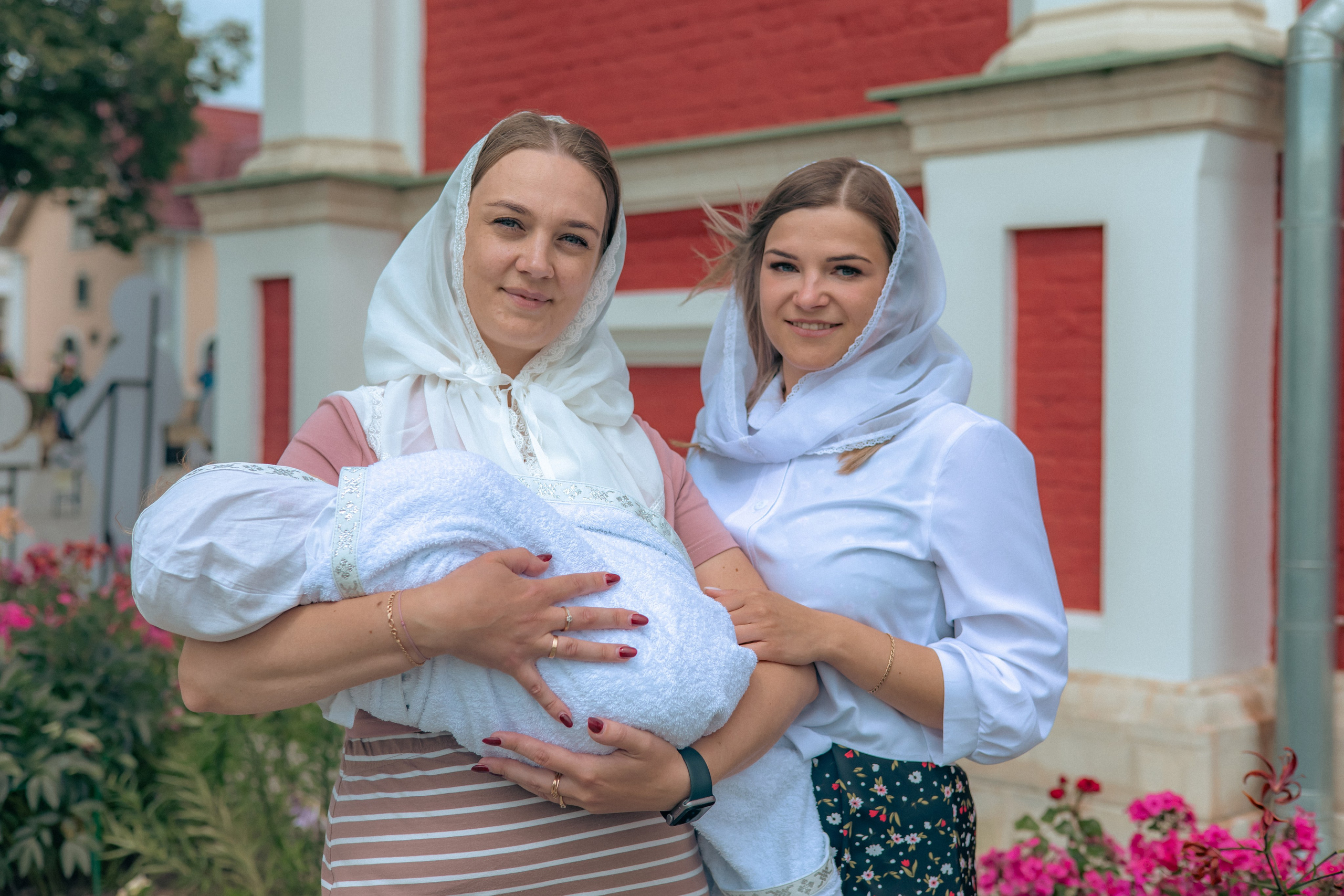 Крещение Арины «Церковь Казанской иконы Божией Матери». Детский и семейный фотограф Евгения Вахнеева Москва Зеленоград