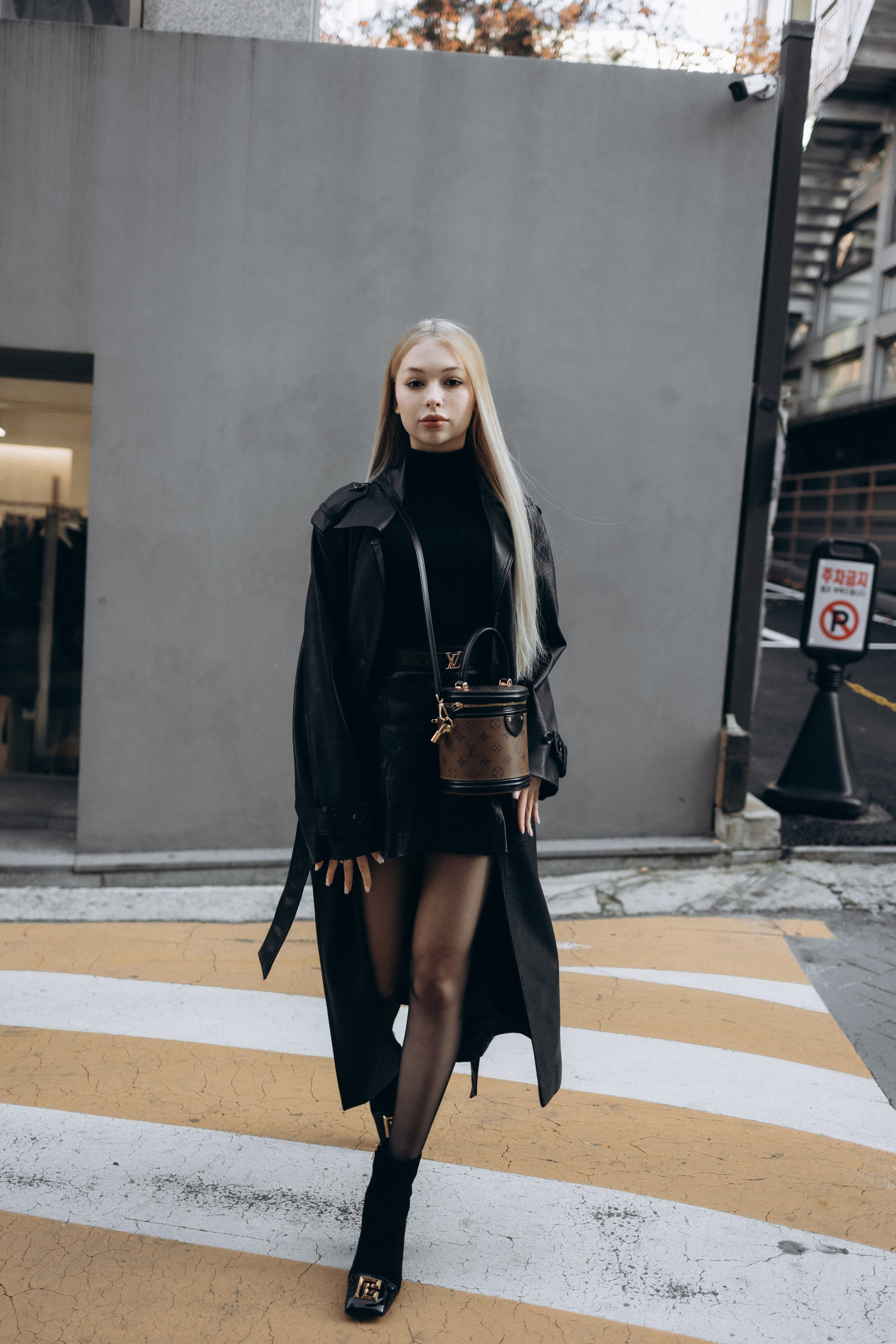 Полина индивидуальная съемка у Намсана. Фотограф Артем Бросов в Санкт-Петербурге и Дубае