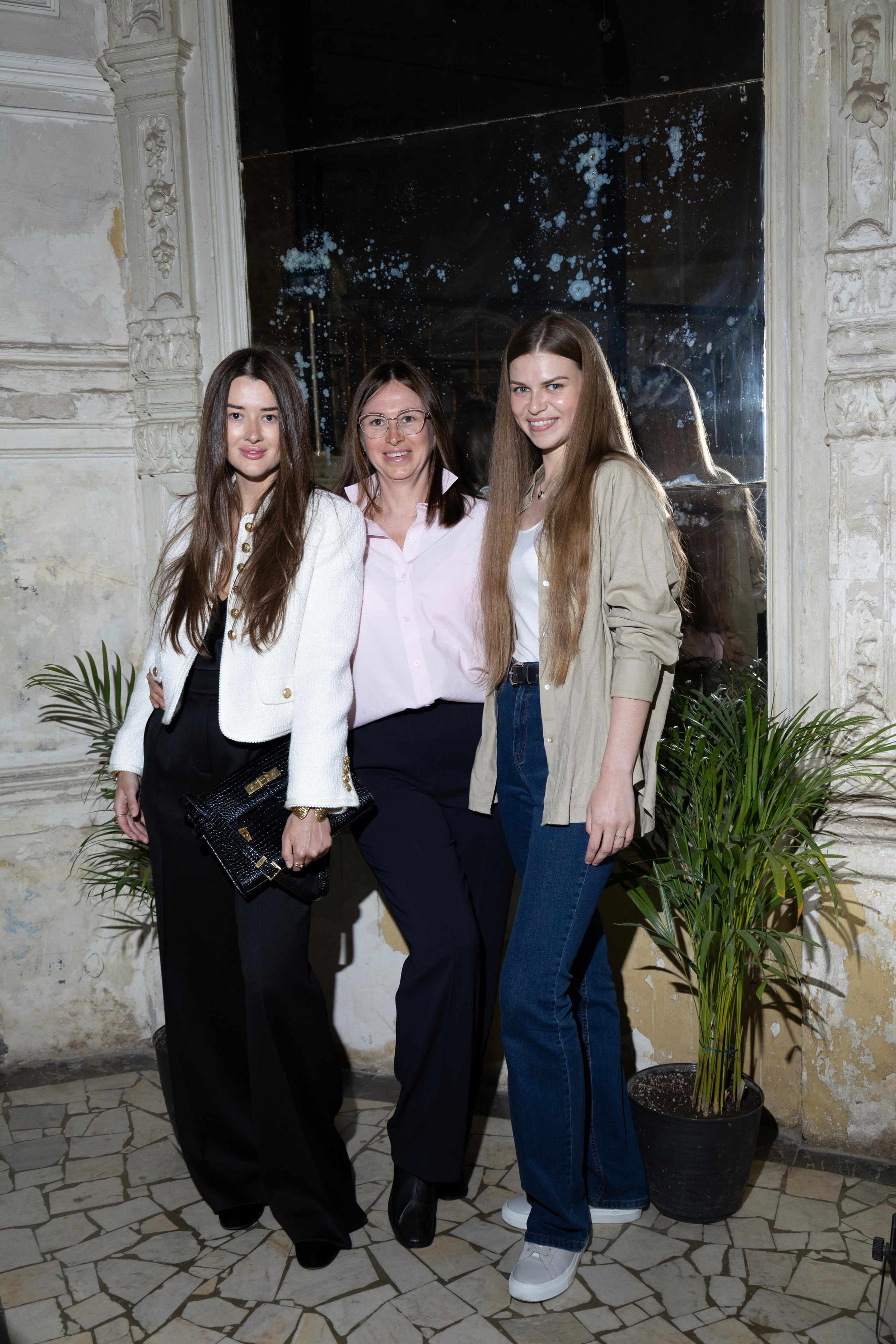 Producers' meeting. VICTORIA SHU