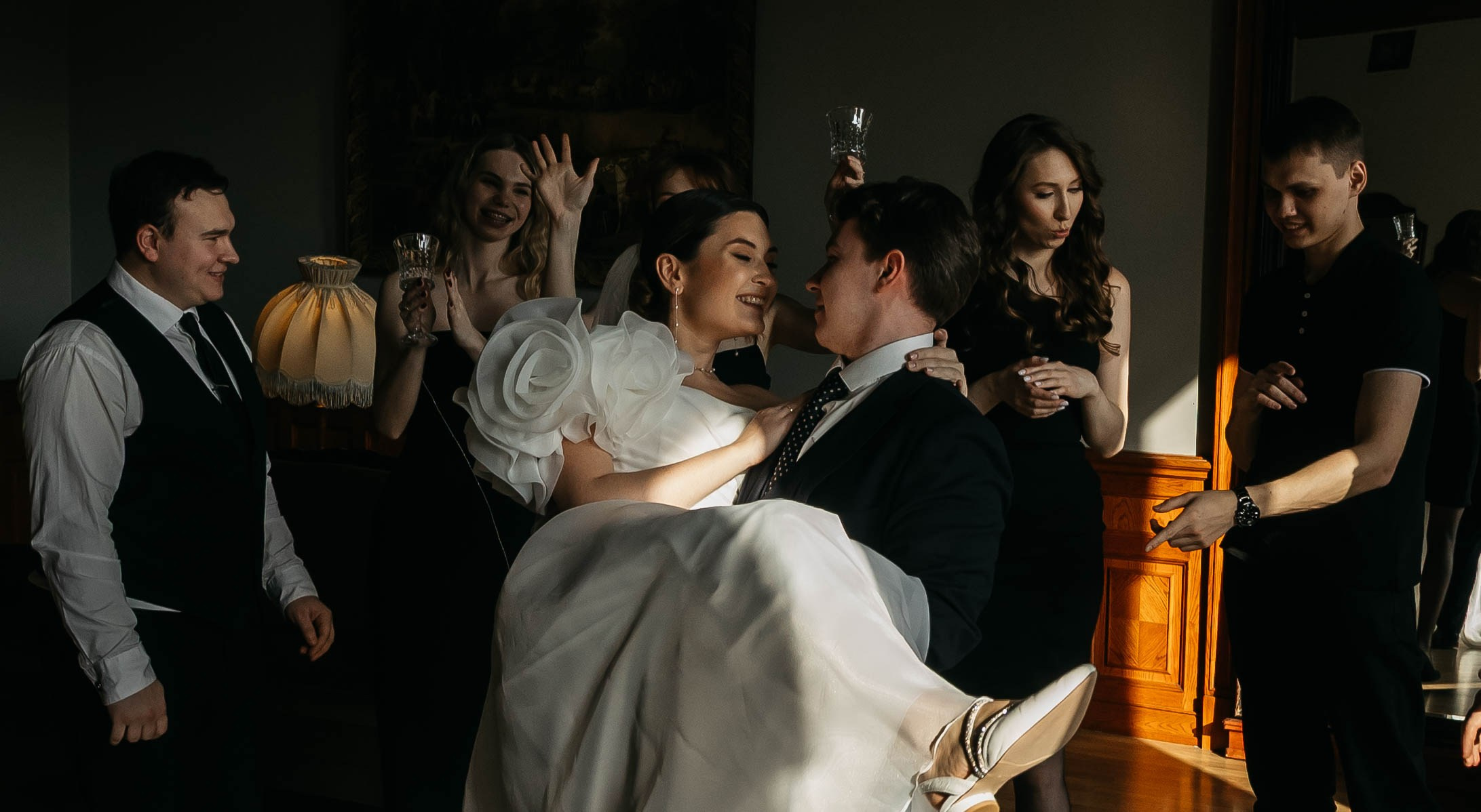 Камерная свадьба. Свадебные и индивидуальные съемки в Санкт-Петербурге фотограф Анна Жирохова