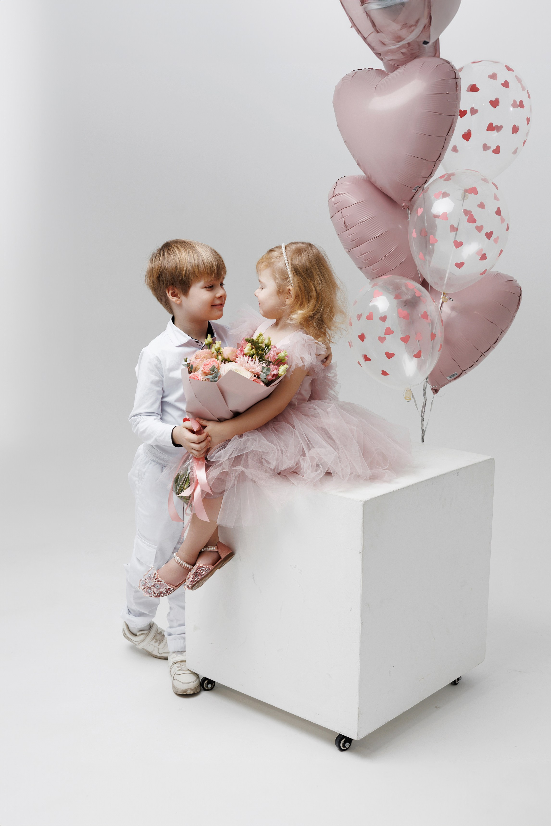 Съемка Дня Рождения Алисы в фотостудии CROSS-STUDIO зал IDEAL. Свадебный и семейный фотограф в Москве и МО Елена Агапова