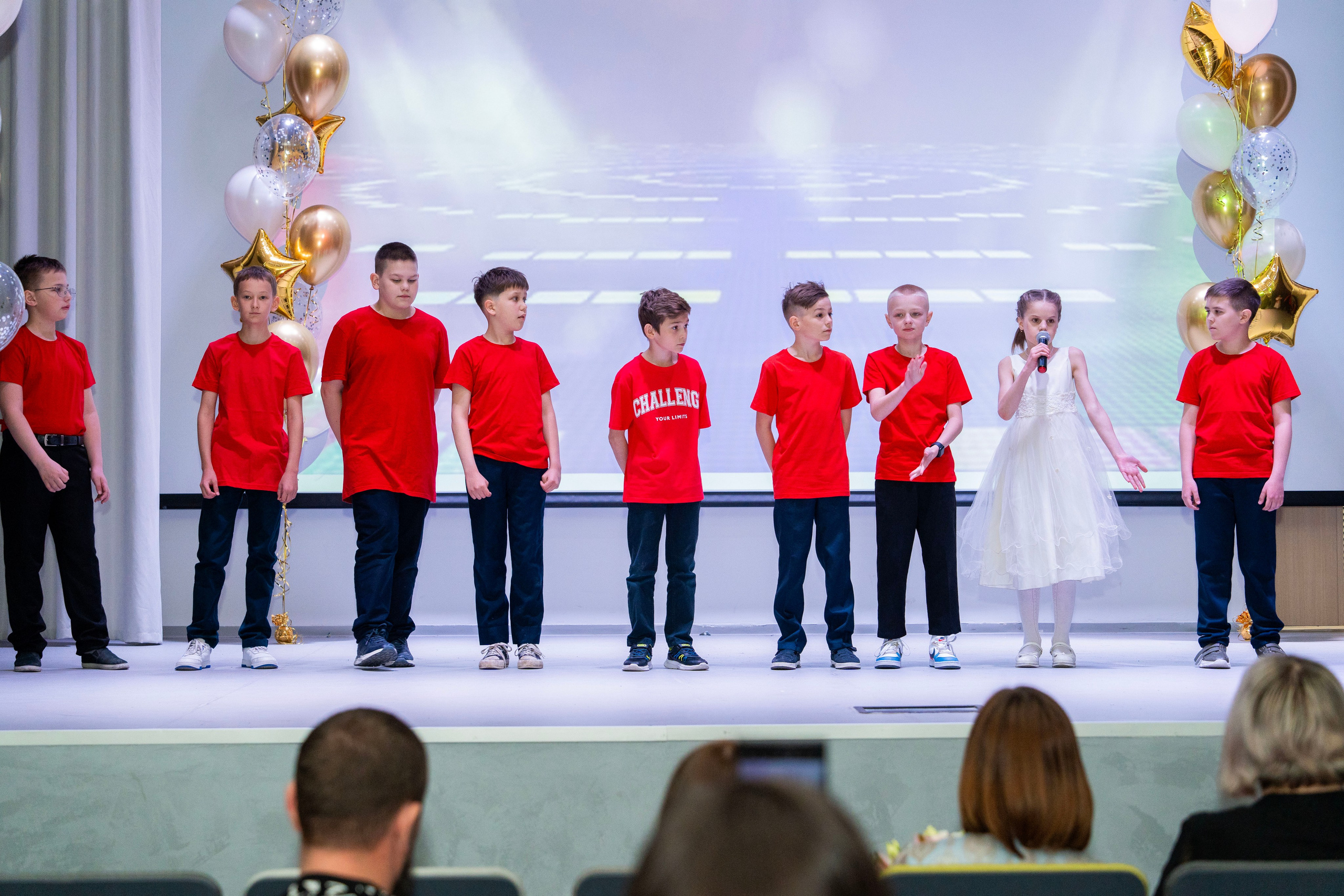 Выпускные 4 классы. Фотограф Юлия Попова