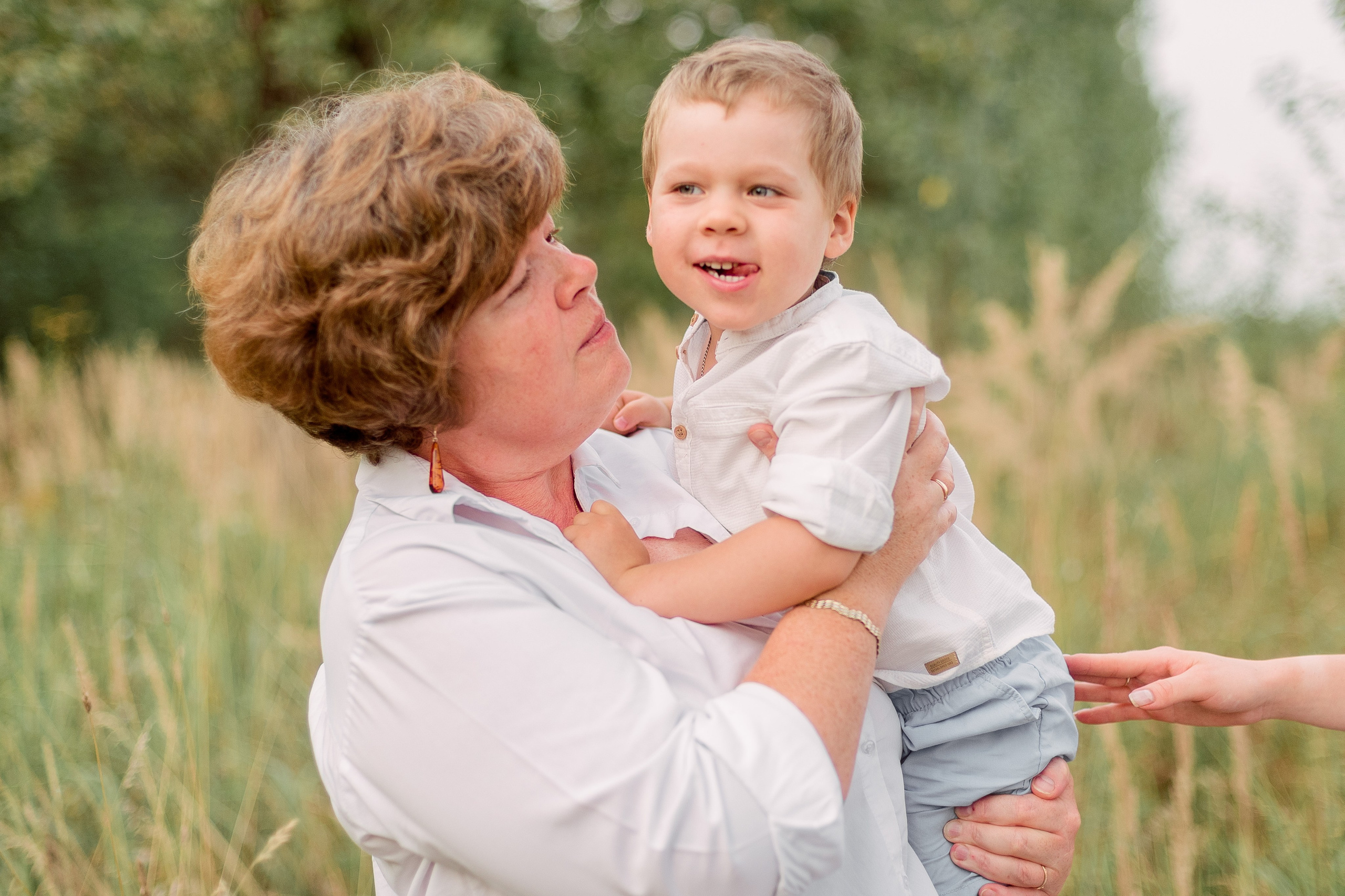 В поле. Фотограф Юлия Попова