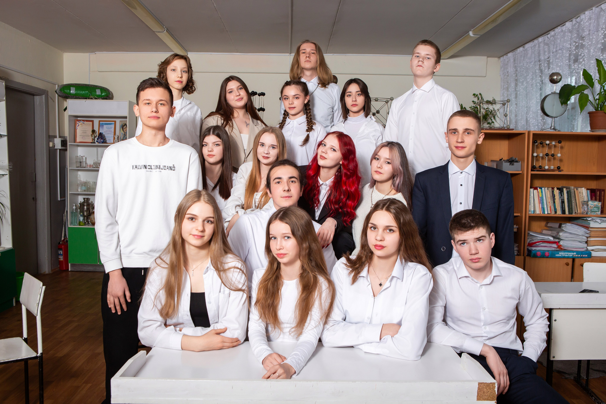 «ФОТОСЕССИЯ В КЛАССЕ» ГИМНАЗИЯ 9 КЛАСС. ТВОЙ АЛЬБОМ / ТВОИ ПРАВИЛА