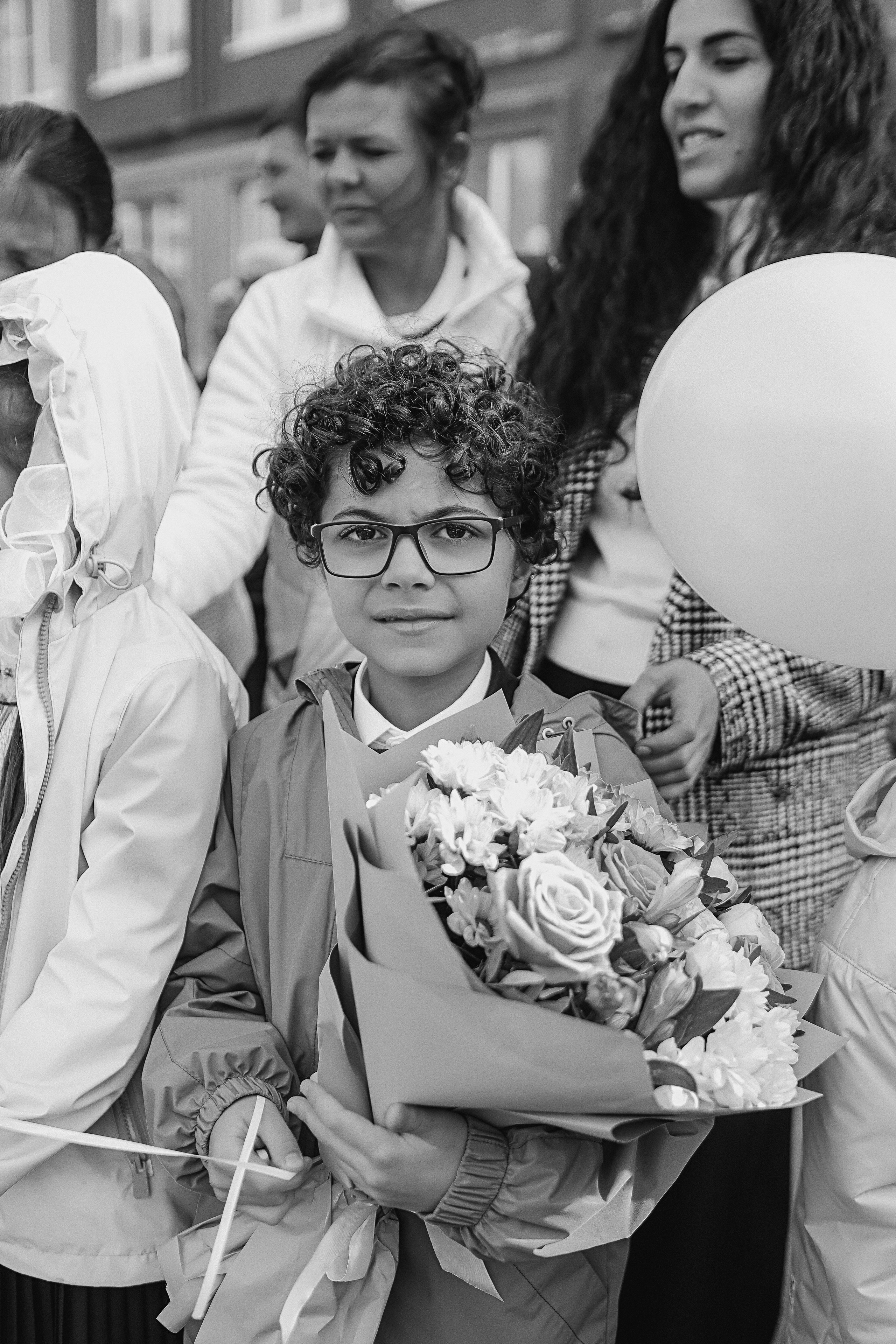 1 сентября линейка+кл час+портреты. Семейный фотограф Тюмень, фотограф на роды Салмина Мария