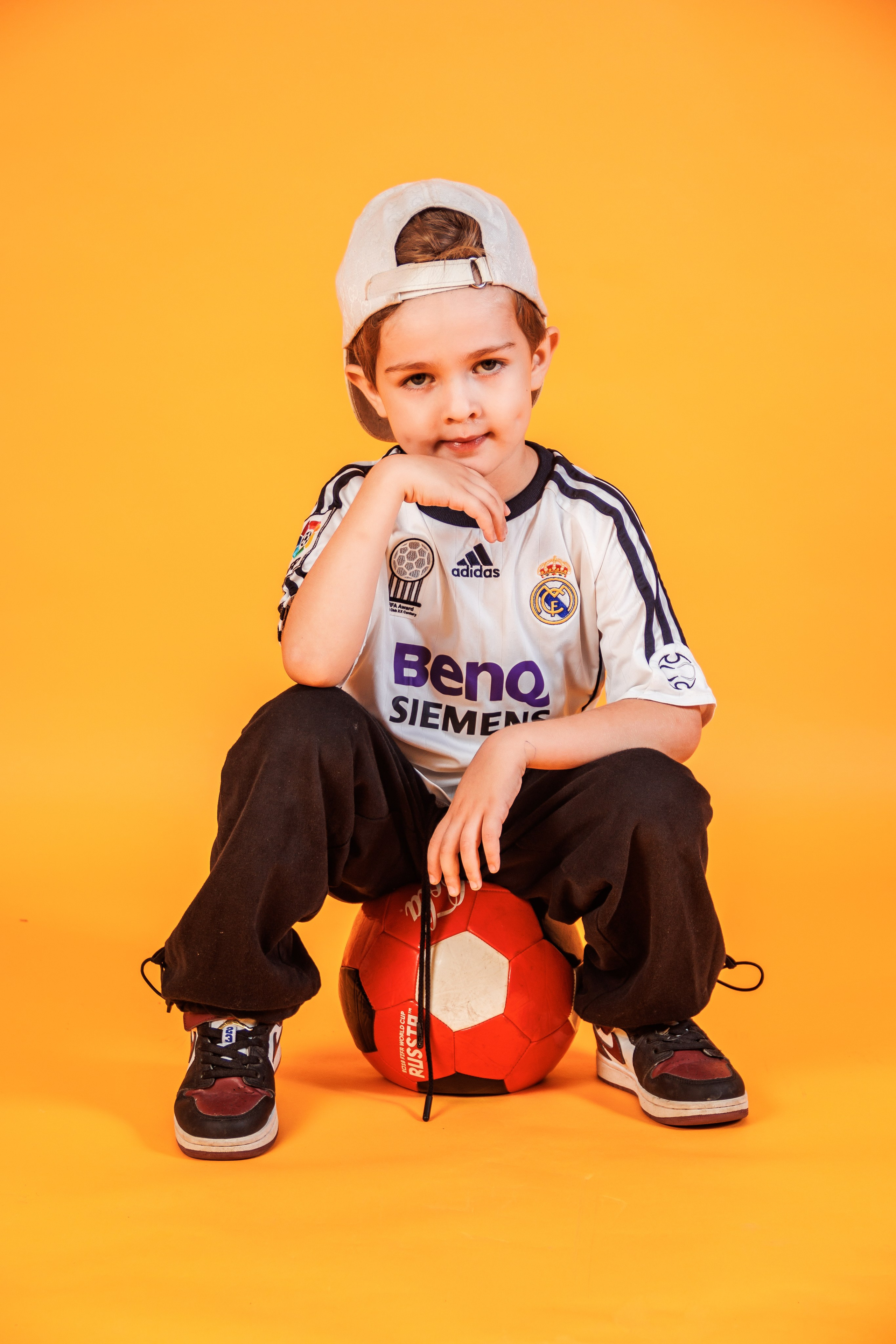 Детская фотосессия «Маленькие модники» в Саратове — в детском саду и студии