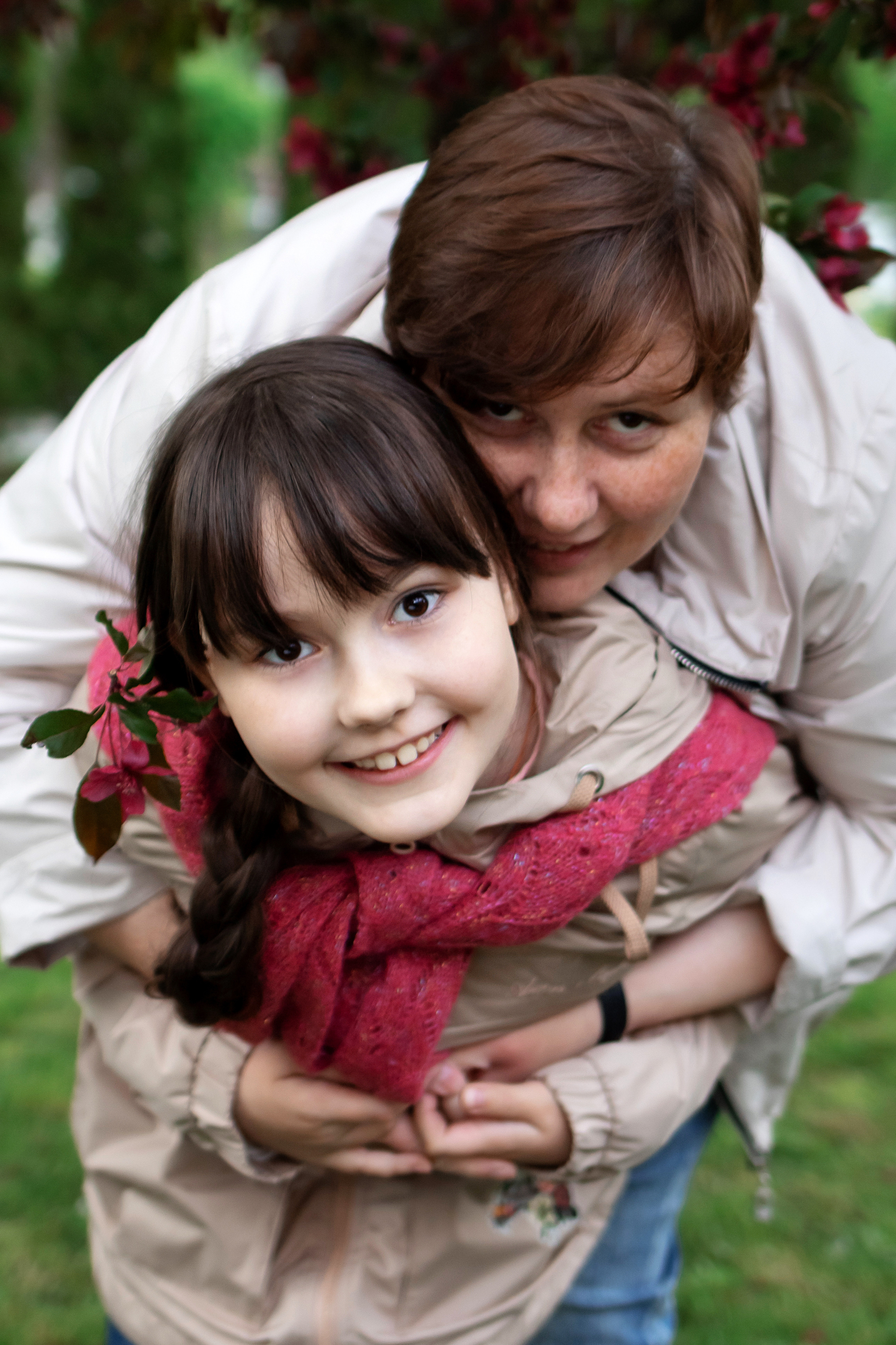 Весна портреты в цветении. Семейный фотограф в Минске Приболовец Светлана