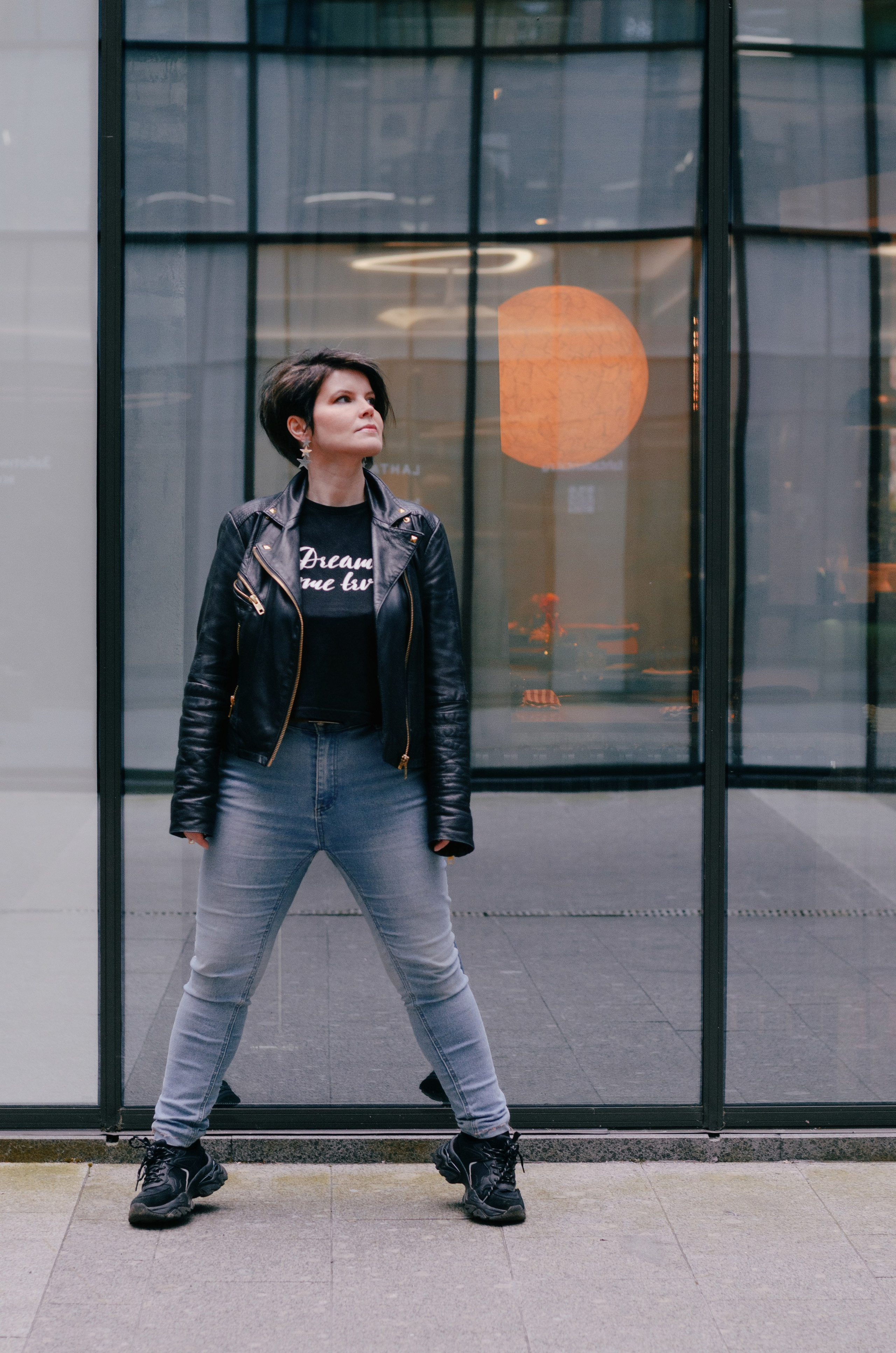 Фотопрогулка с Л. в ее новом образе. Портретный и репортажный фотограф в Санкт-Петербурге Варвара Жукова