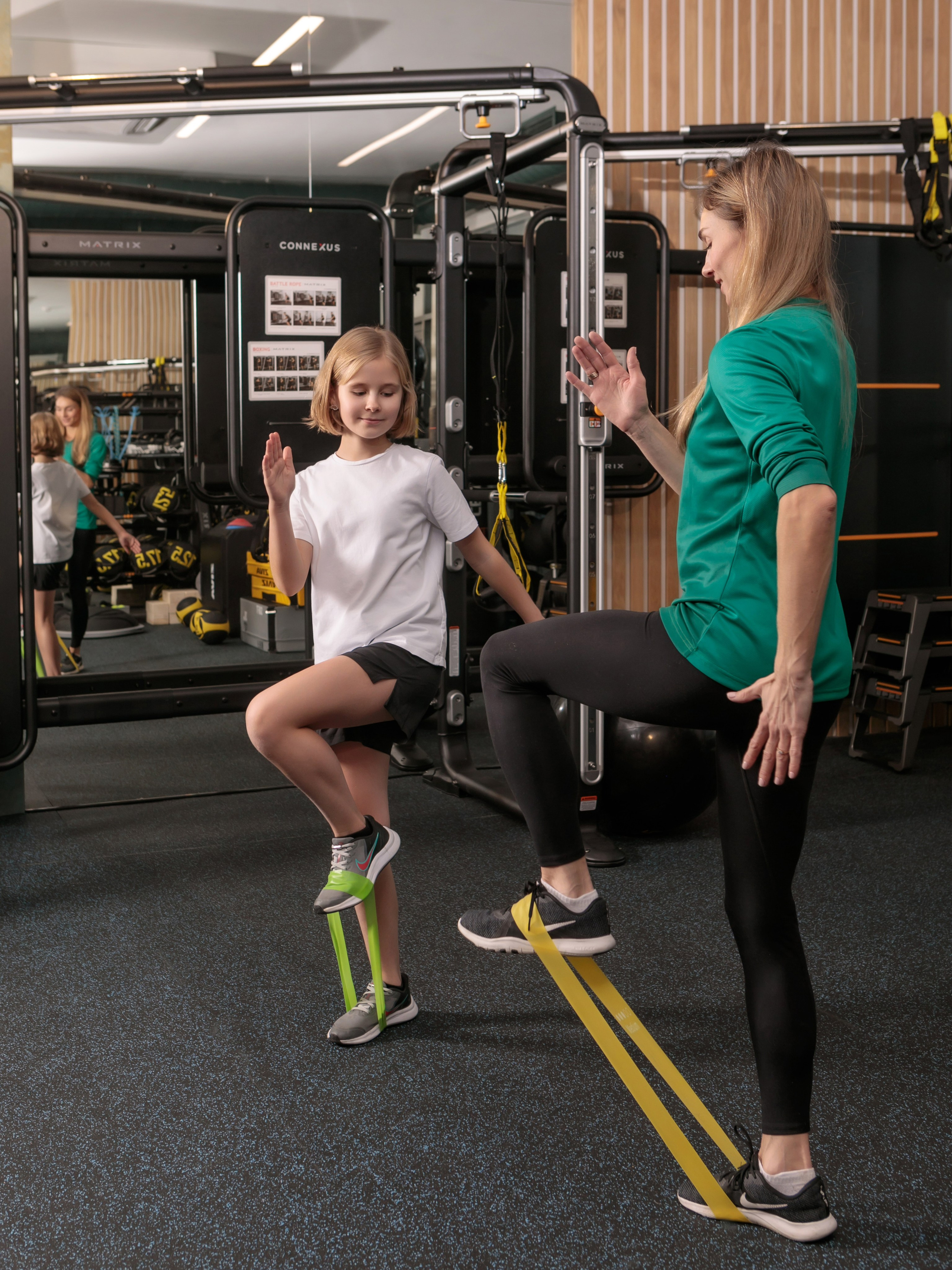 Фитнес-клуб Parus fit. Брук Артём