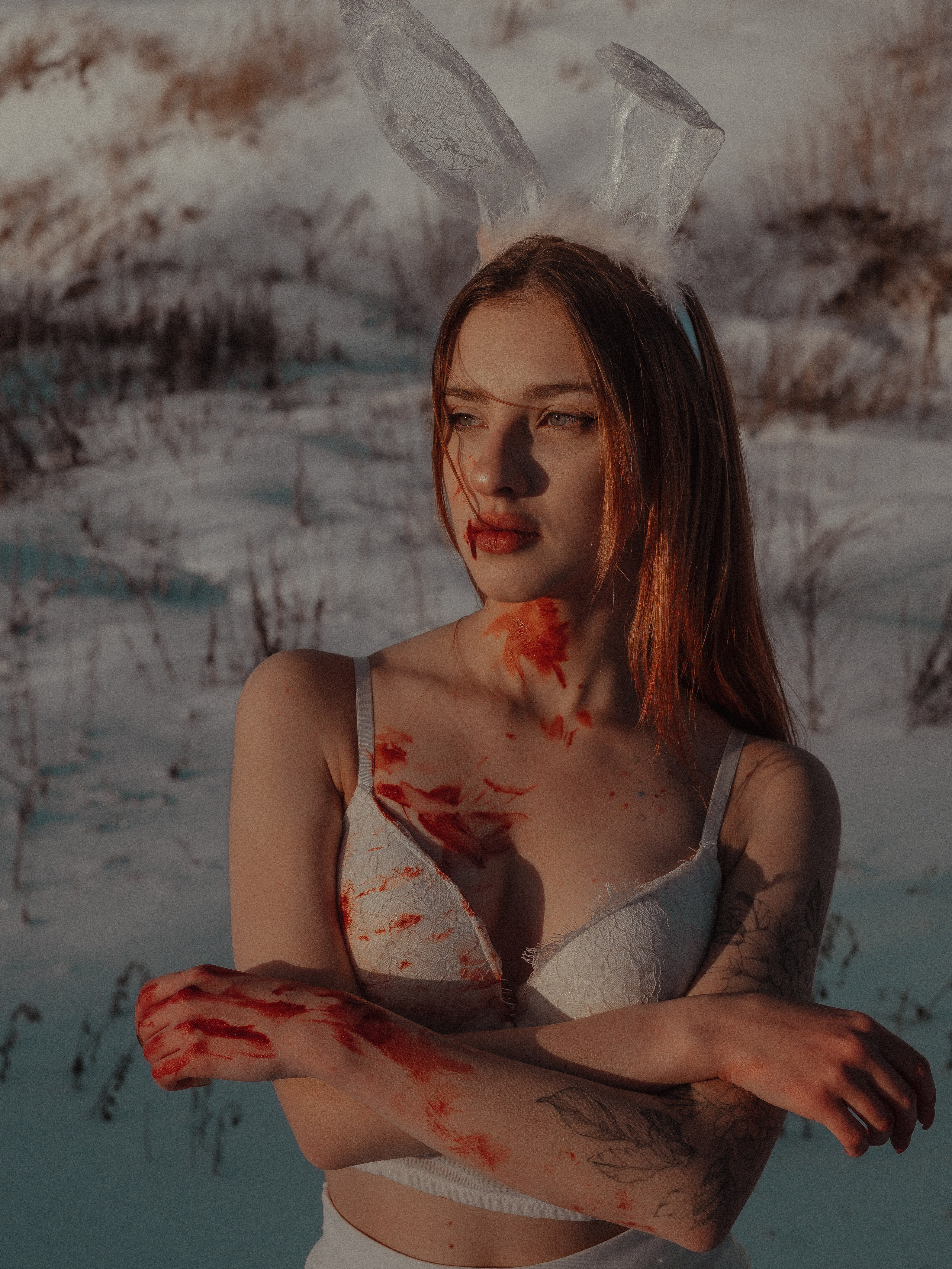 Анна. Женский фотограф. Создатель украшений ручной работы. Модель