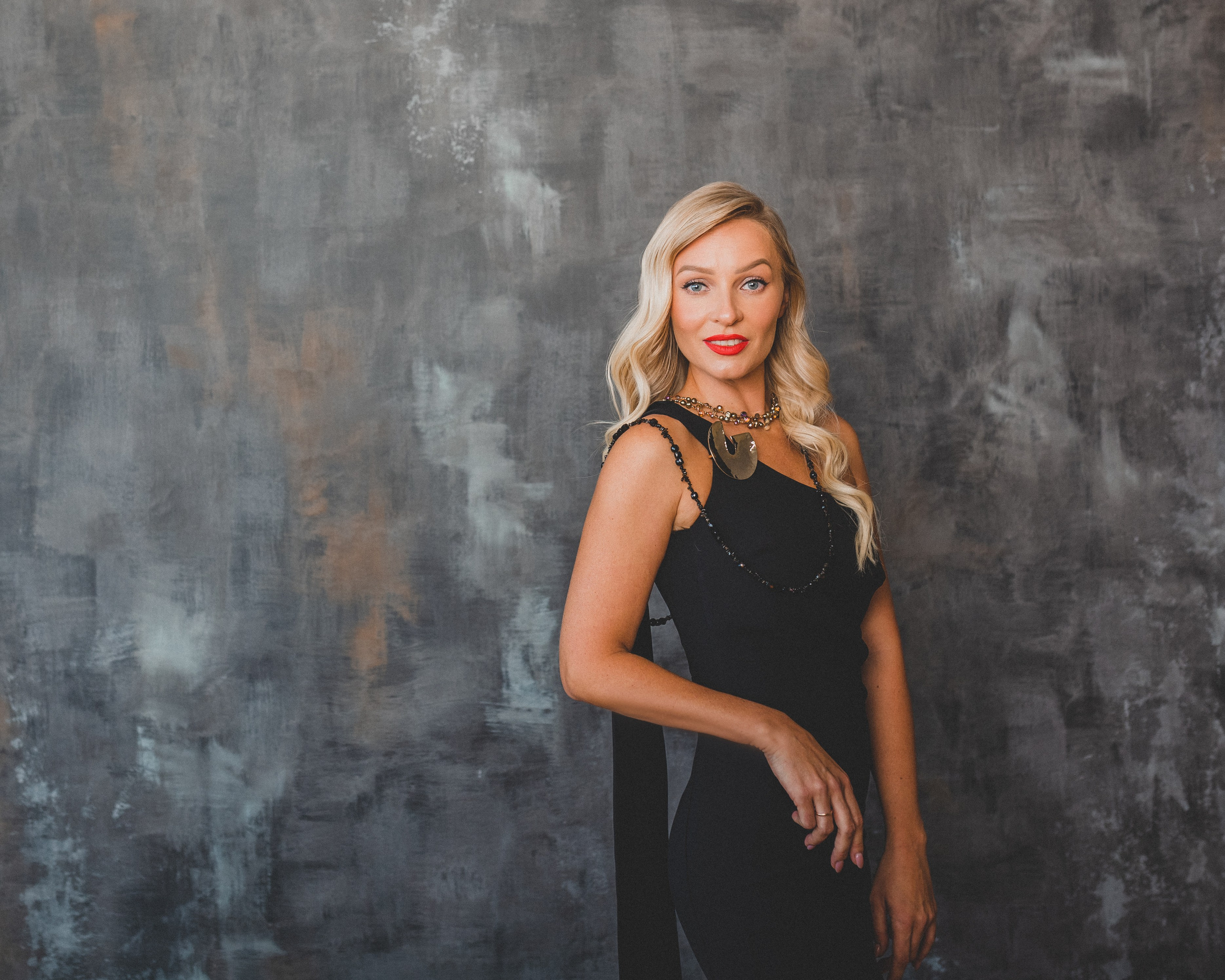 Главная мама Екатеринбурга 2024. Семейный и детский фотограф в Екатеринбурге Каликова Елена