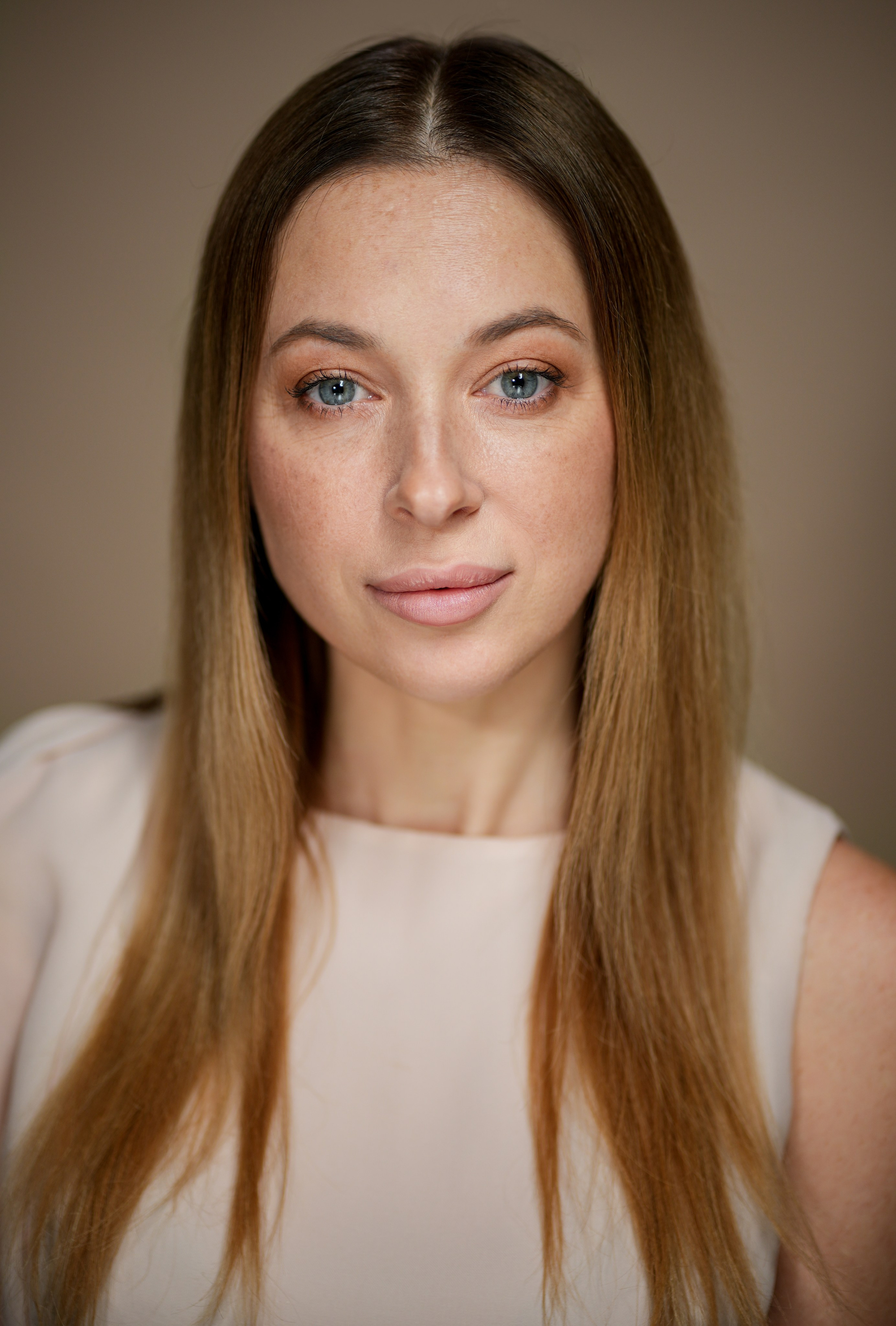 Актриса Вероника Ищенко. Съёмка актёрского портфолио в Москве, фотограф Игорь Фомин