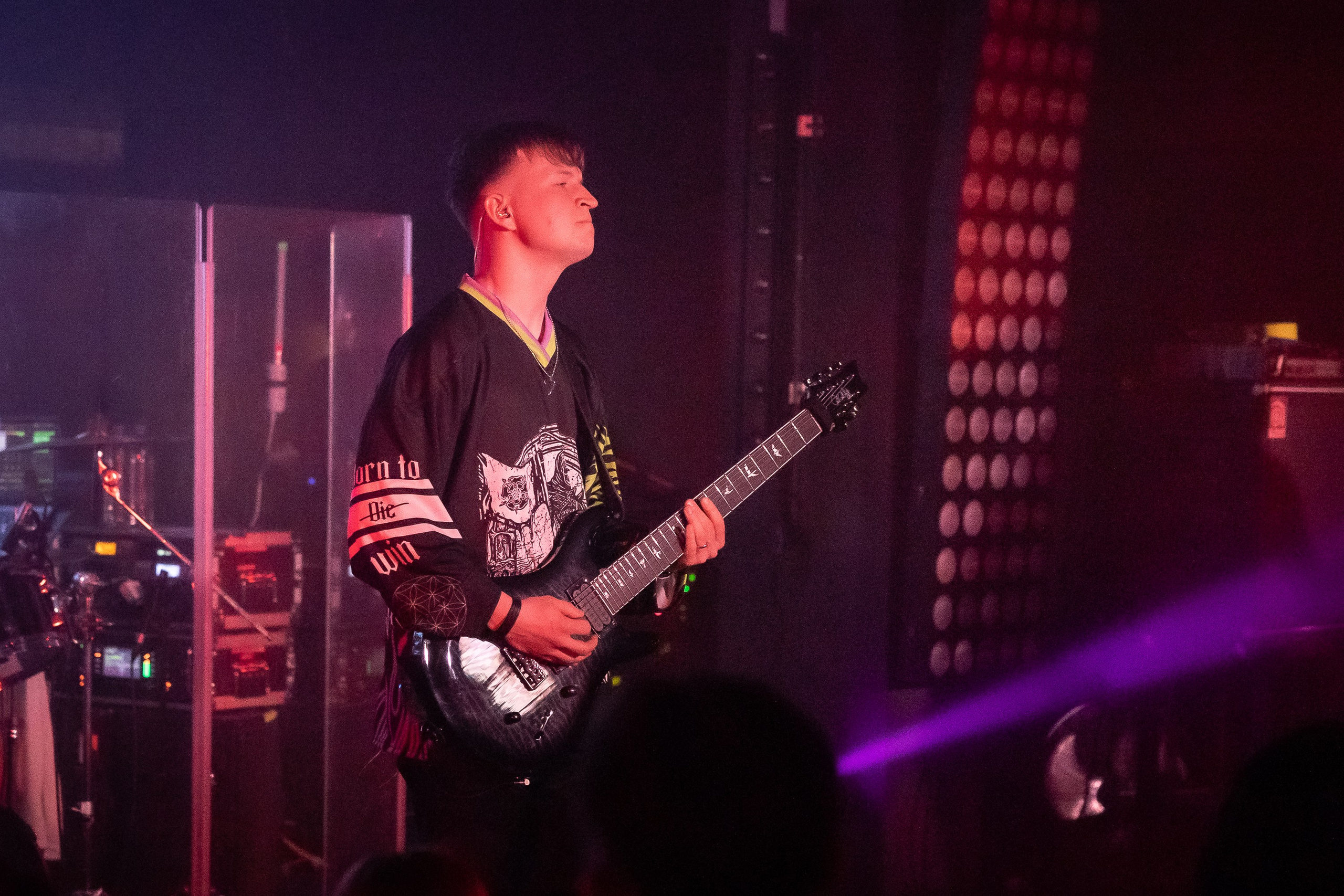 Концерт альтернатив метал группы iOSTRA в «Music bar Мумий Тролль» Москва. Фотограф Владимир Охрименко