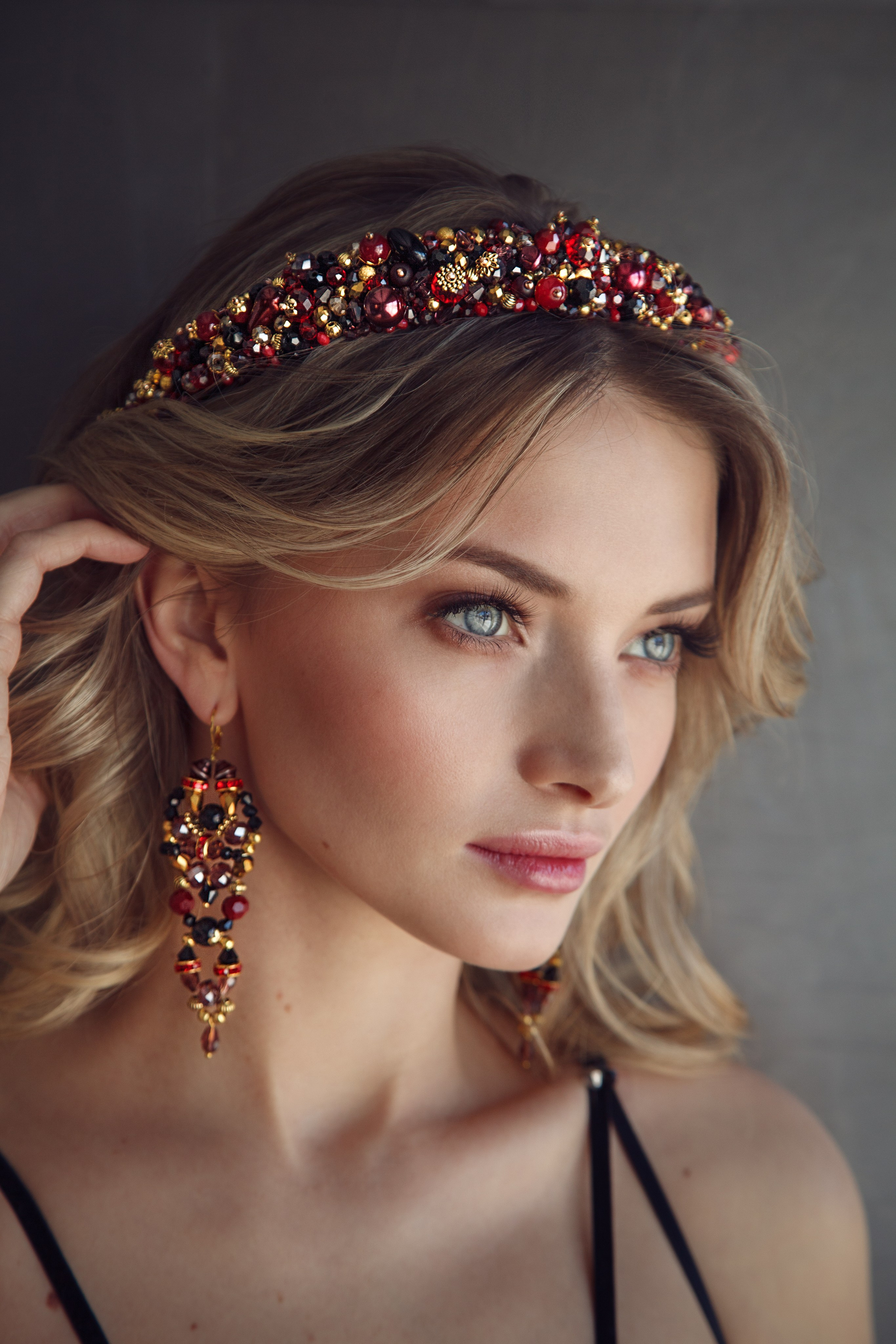 Бьюти съемки в Барнауле. Фотограф для бизнеса, маркетплейсов, контента и соцсетей в Барнауле Савинкова Виктория